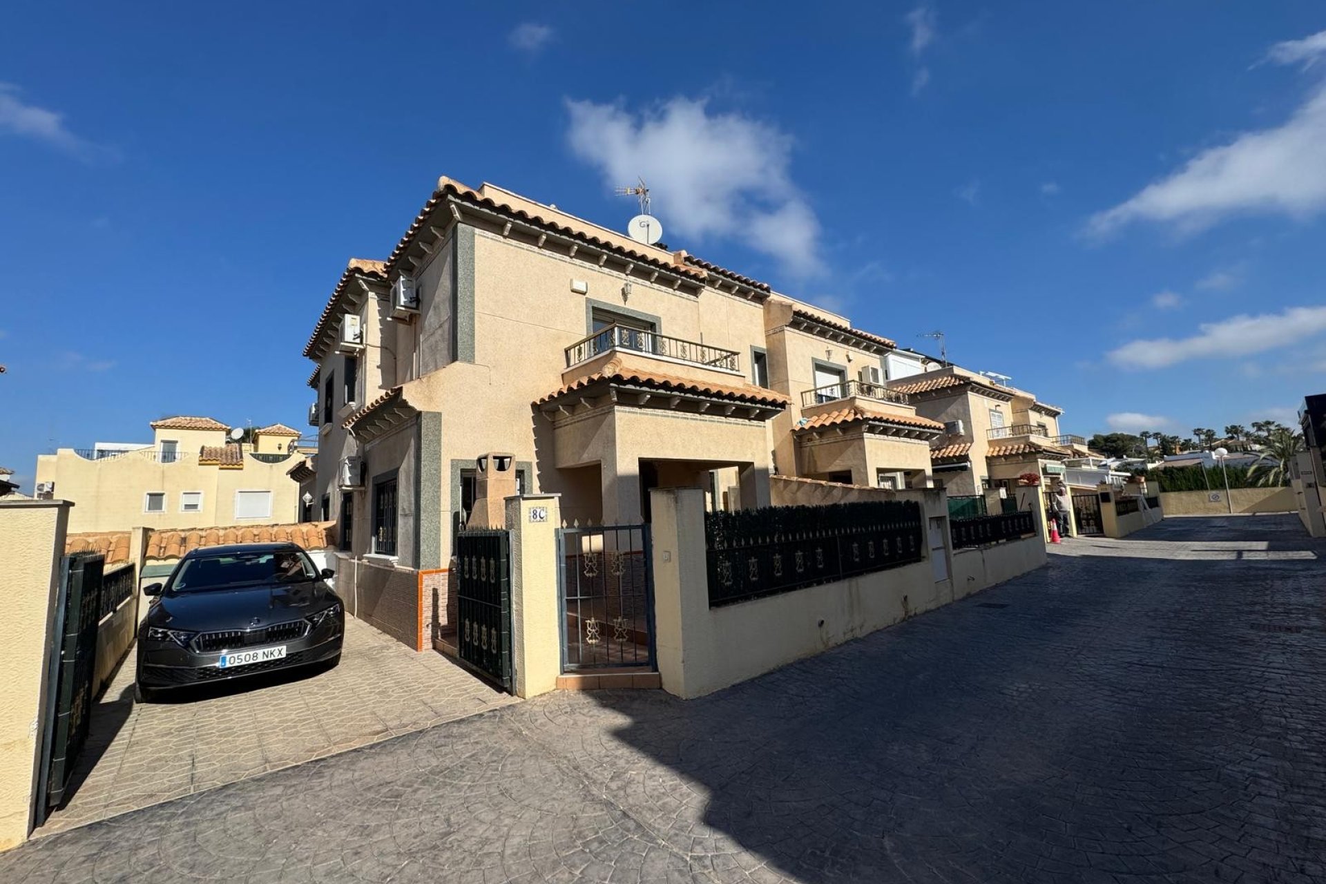 Resale - Quad - La Marina