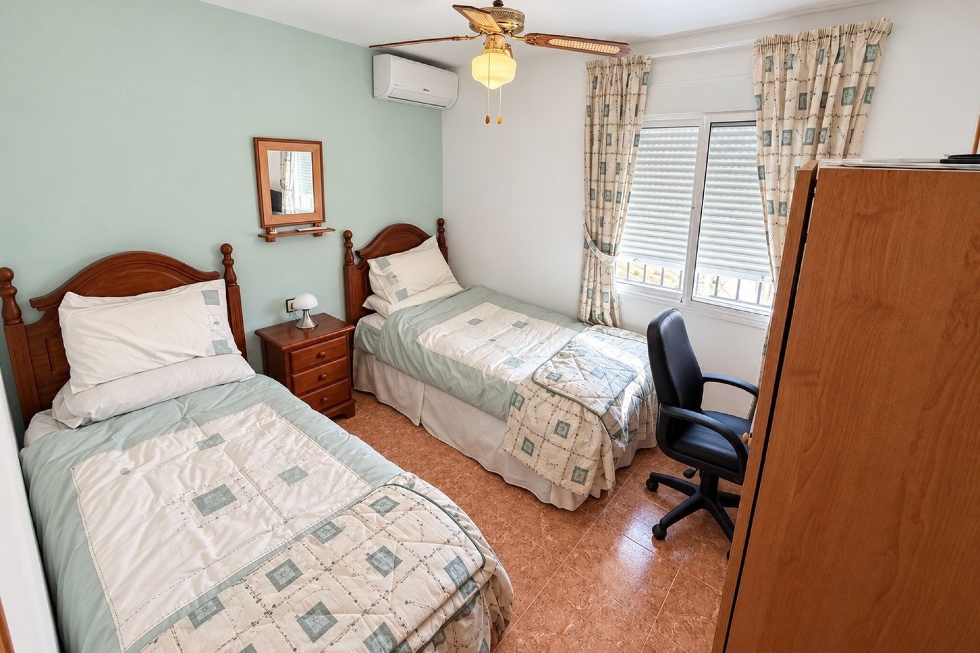 Resale - Quad - La Marina