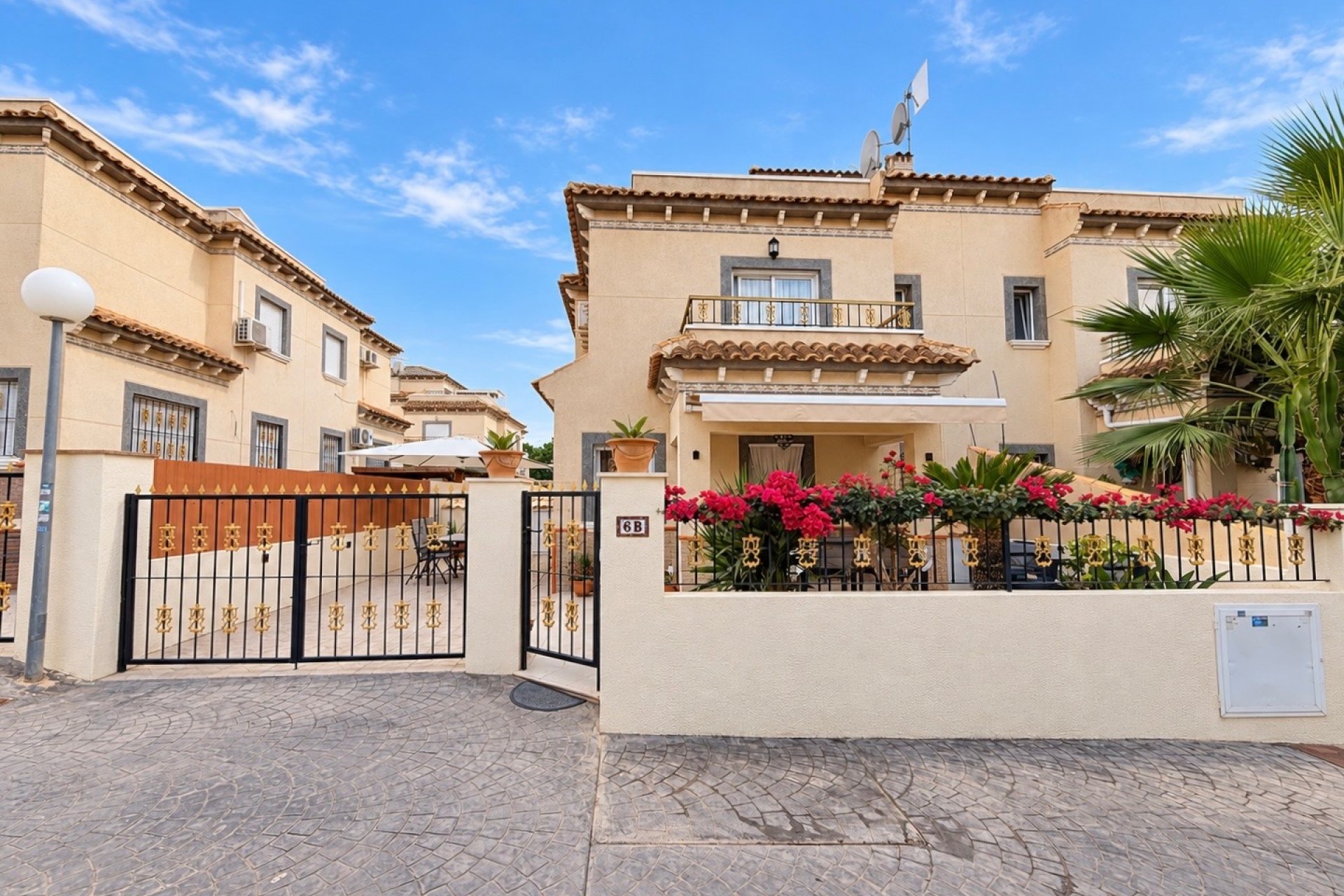 Resale - Quad - La Marina
