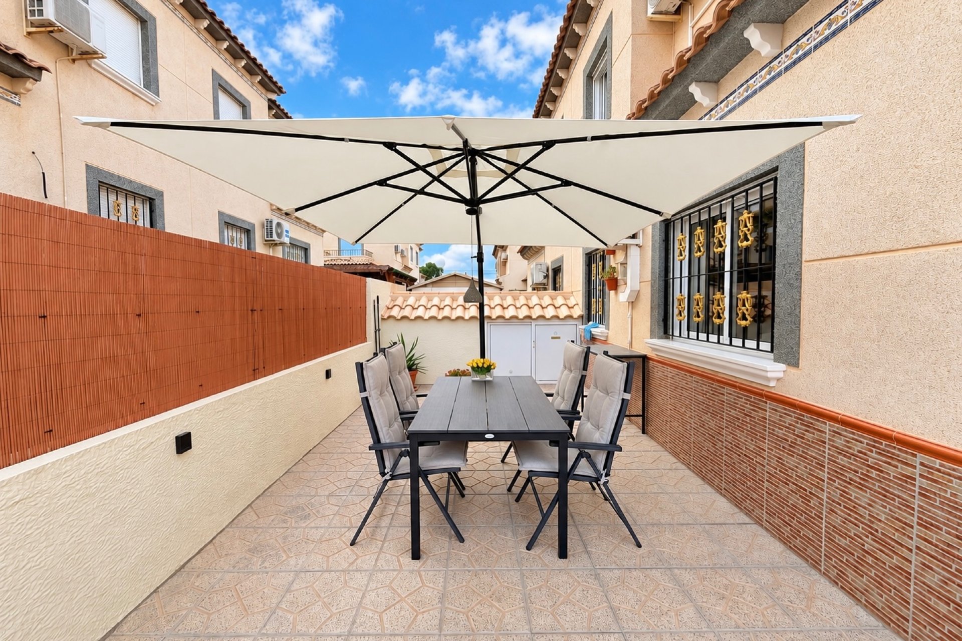 Resale - Quad - La Marina