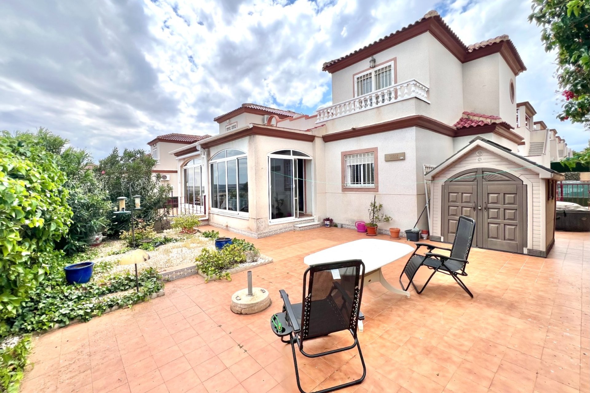 Resale - Semi Detached Villa - La Marina