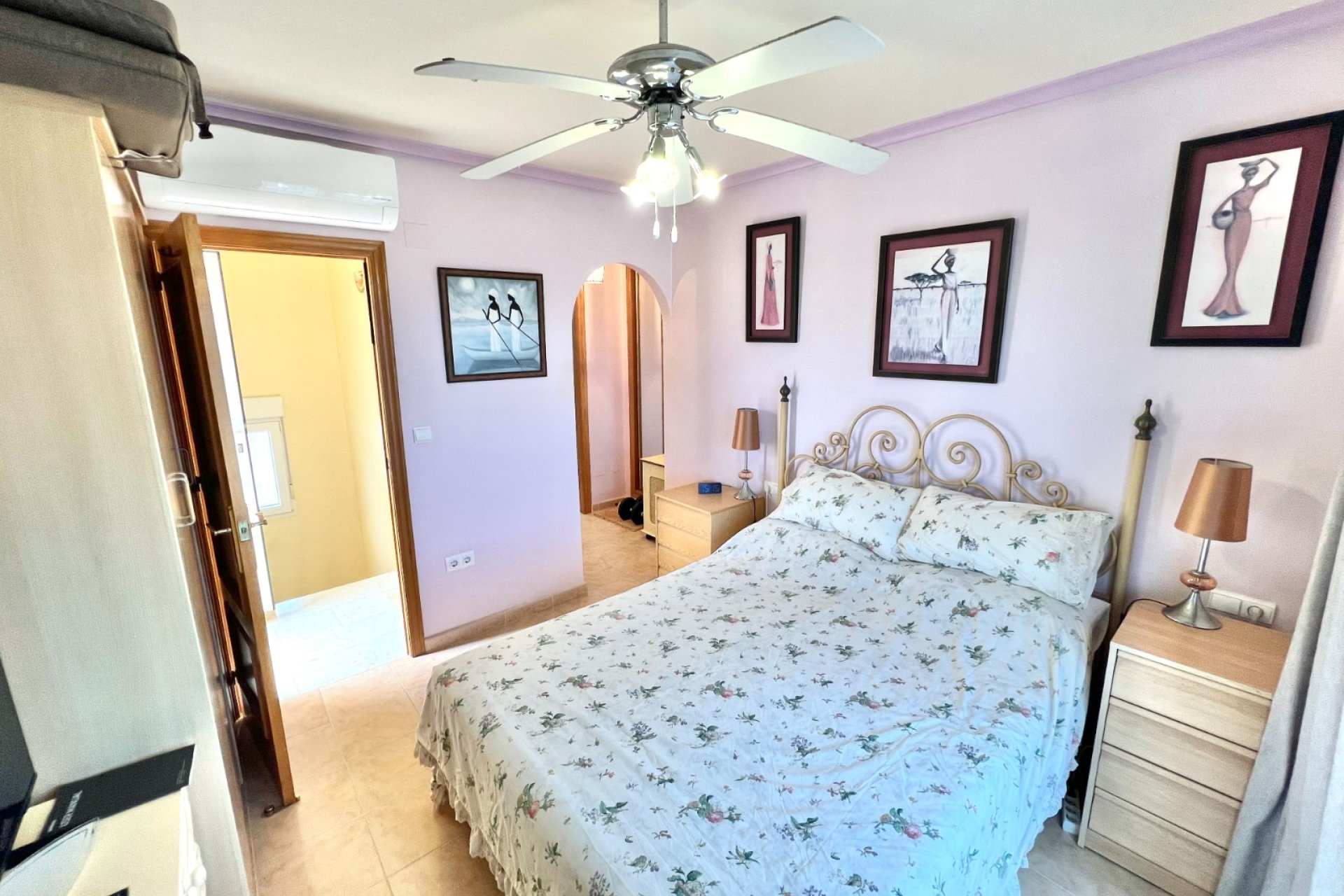 Resale - Semi Detached Villa - La Marina