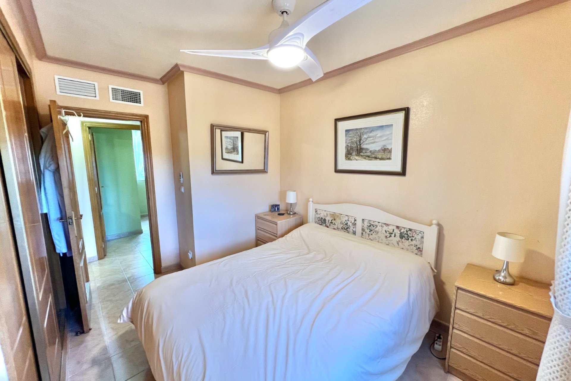 Resale - Semi Detached Villa - La Marina
