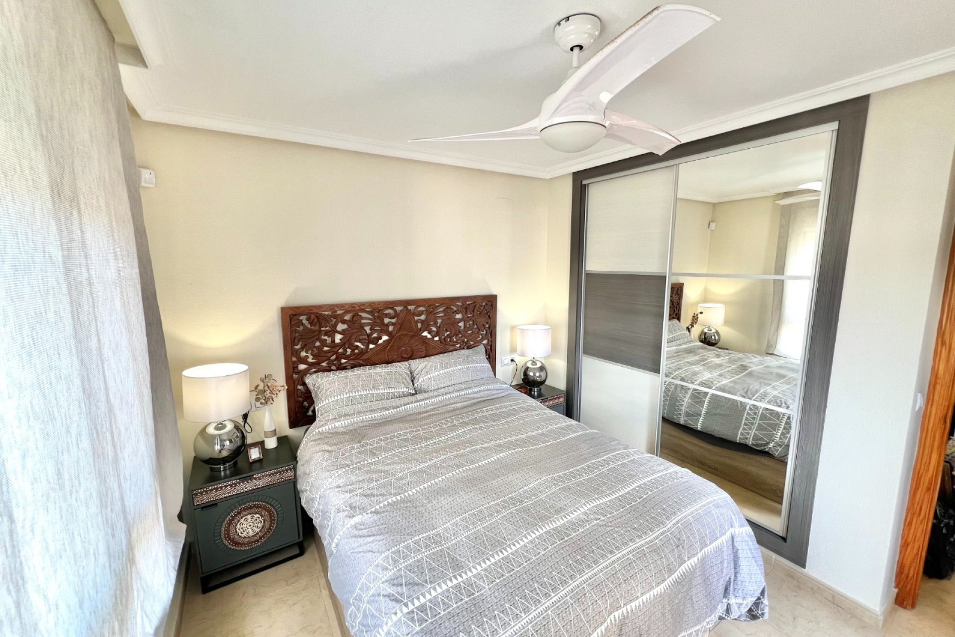 Resale - Semi Detached Villa - La Marina