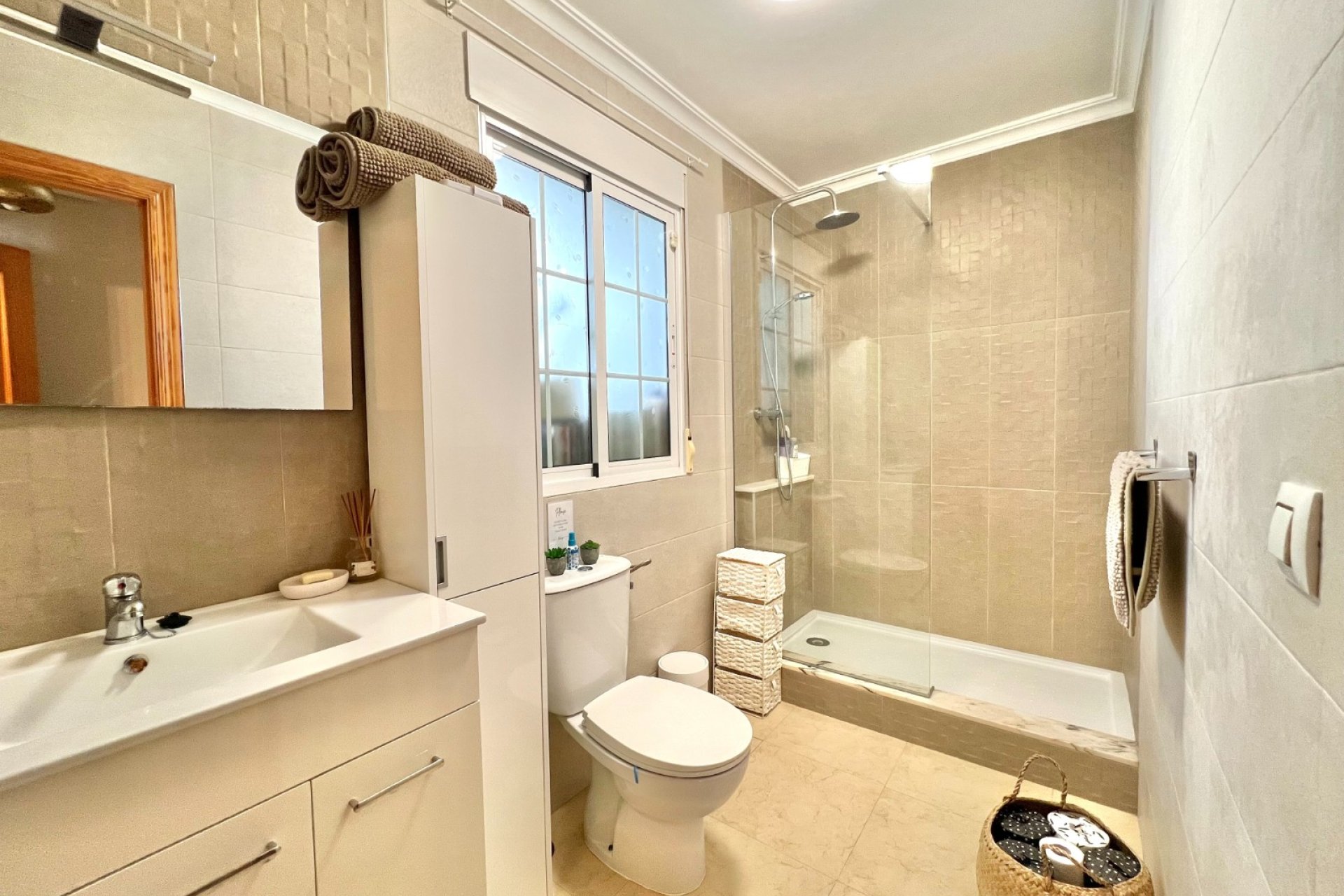 Resale - Semi Detached Villa - La Marina