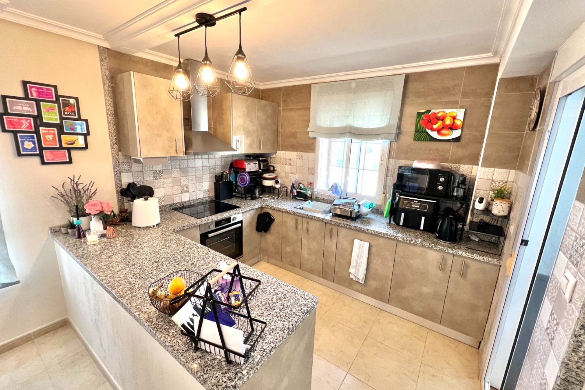 Resale - Semi Detached Villa - La Marina