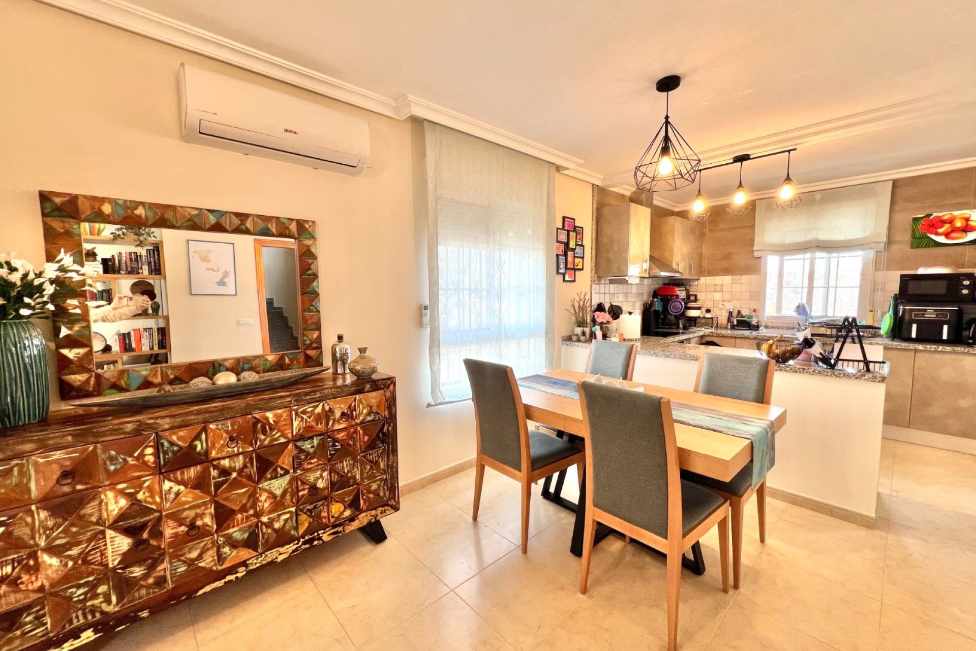 Resale - Semi Detached Villa - La Marina