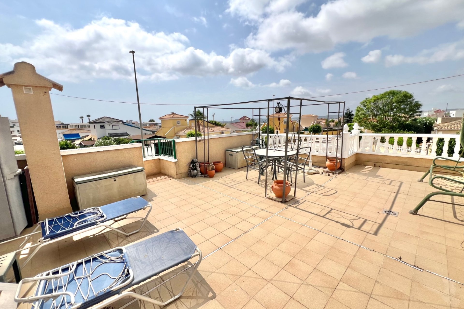 Resale - Semi Detached Villa - La Marina