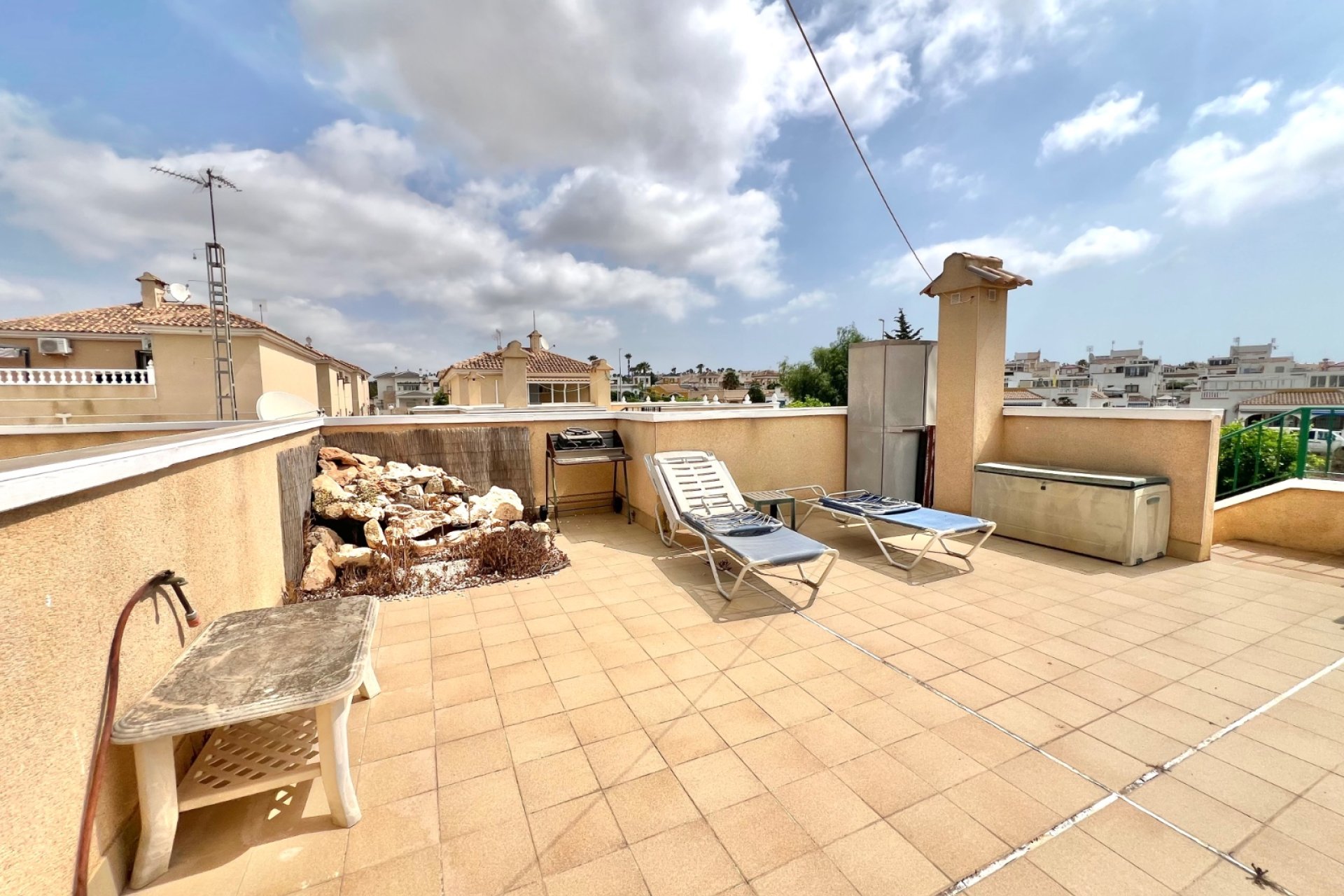 Resale - Semi Detached Villa - La Marina