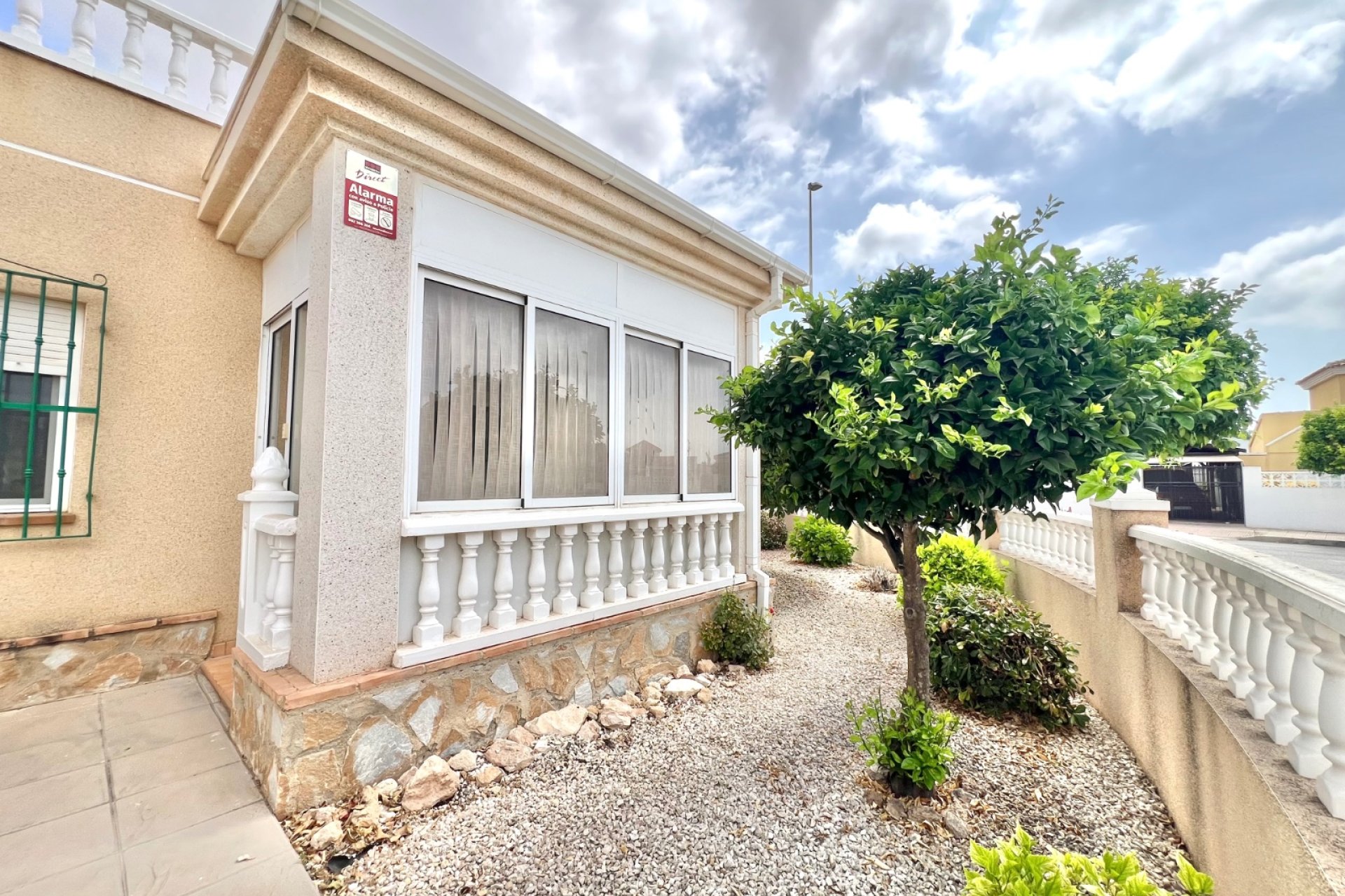 Resale - Semi Detached Villa - La Marina