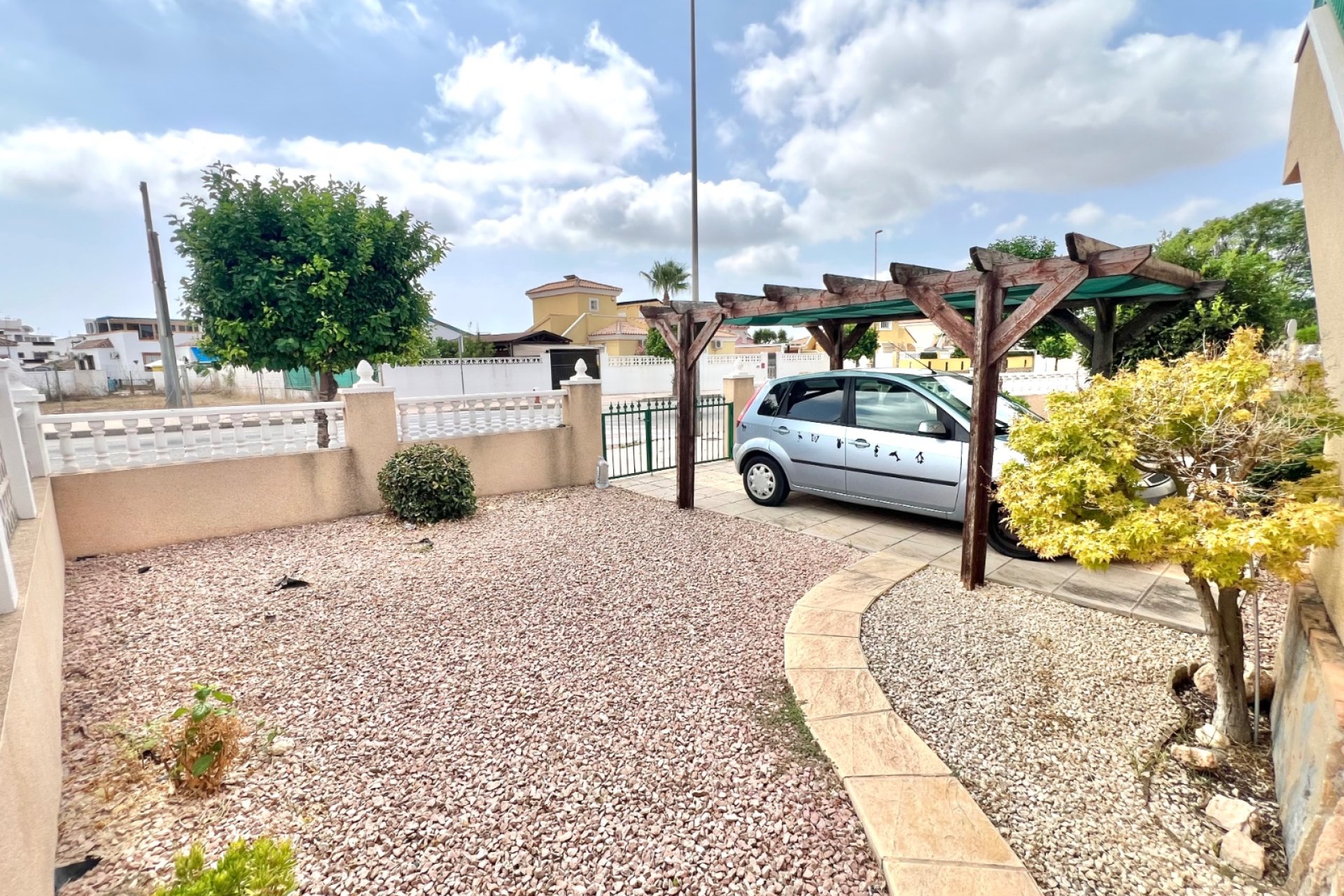 Resale - Semi Detached Villa - La Marina