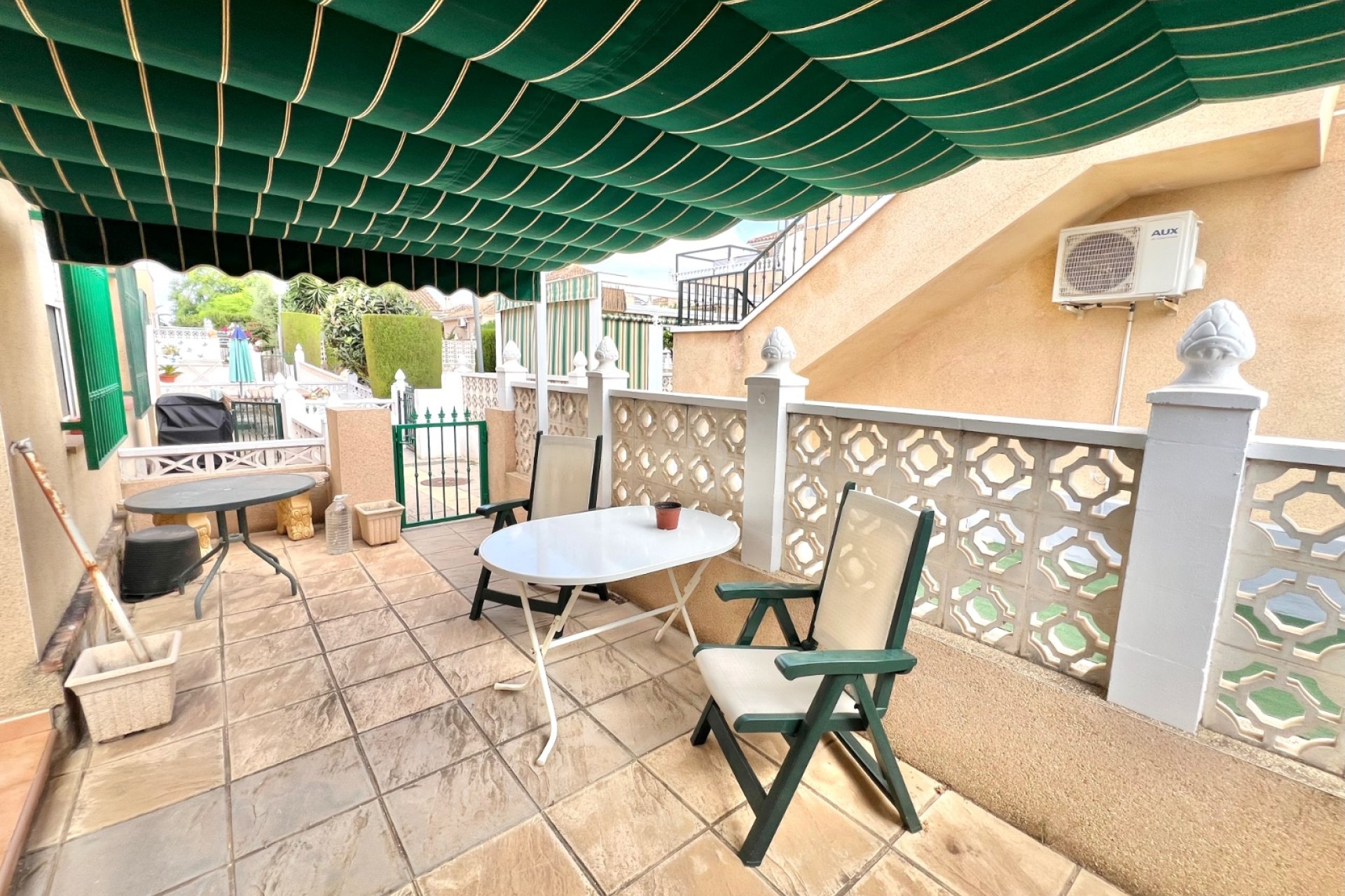 Resale - Semi Detached Villa - La Marina