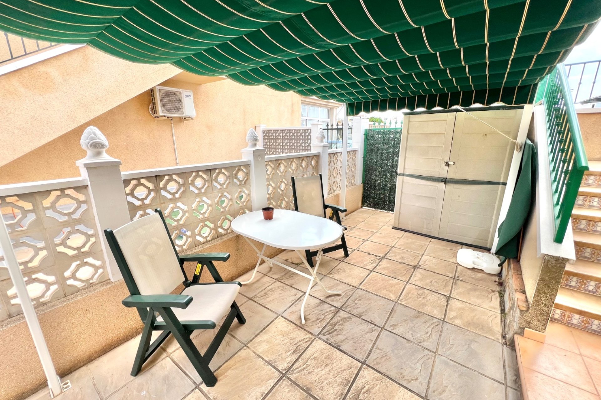 Resale - Semi Detached Villa - La Marina