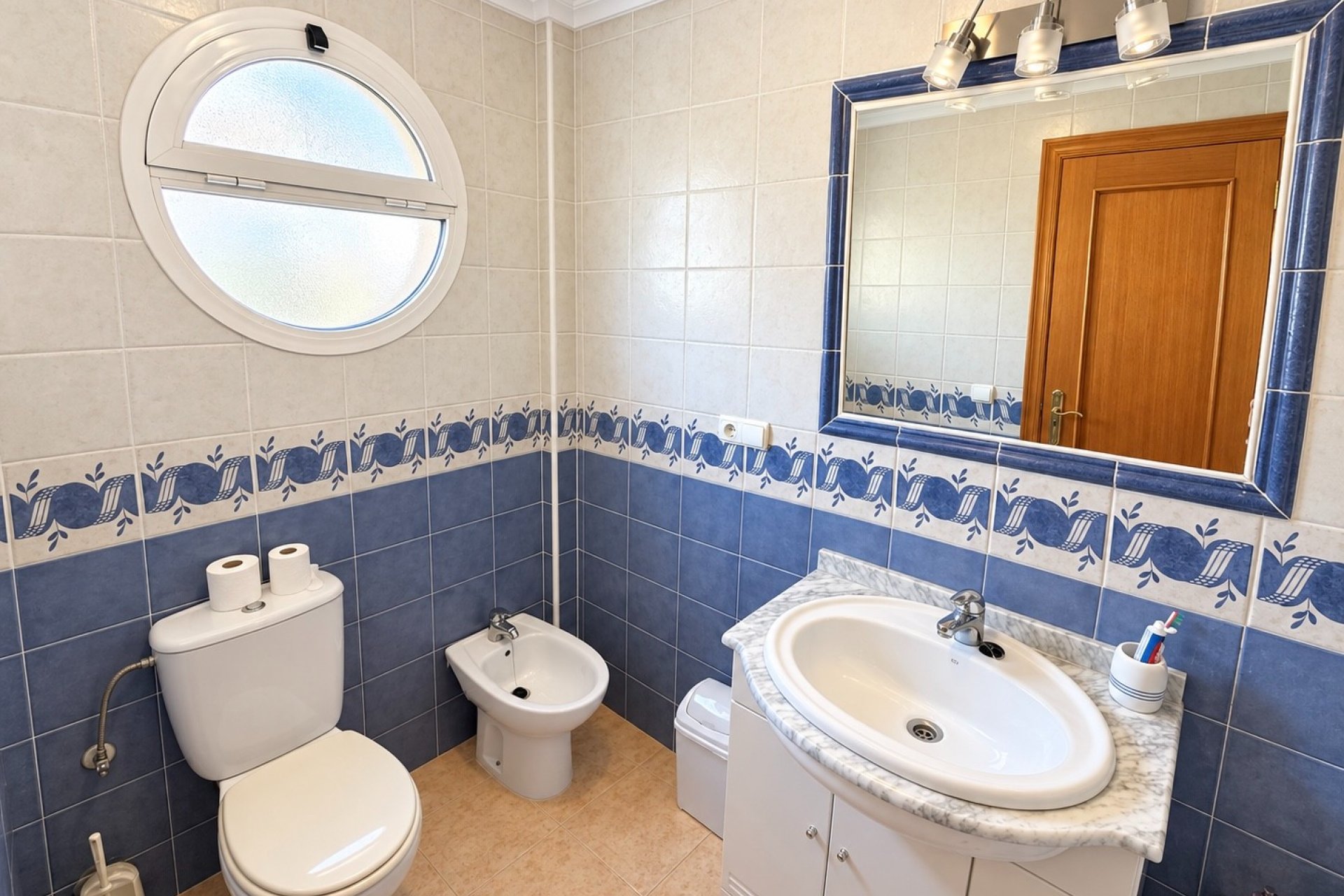 Resale - Semi Detached Villa - La Marina