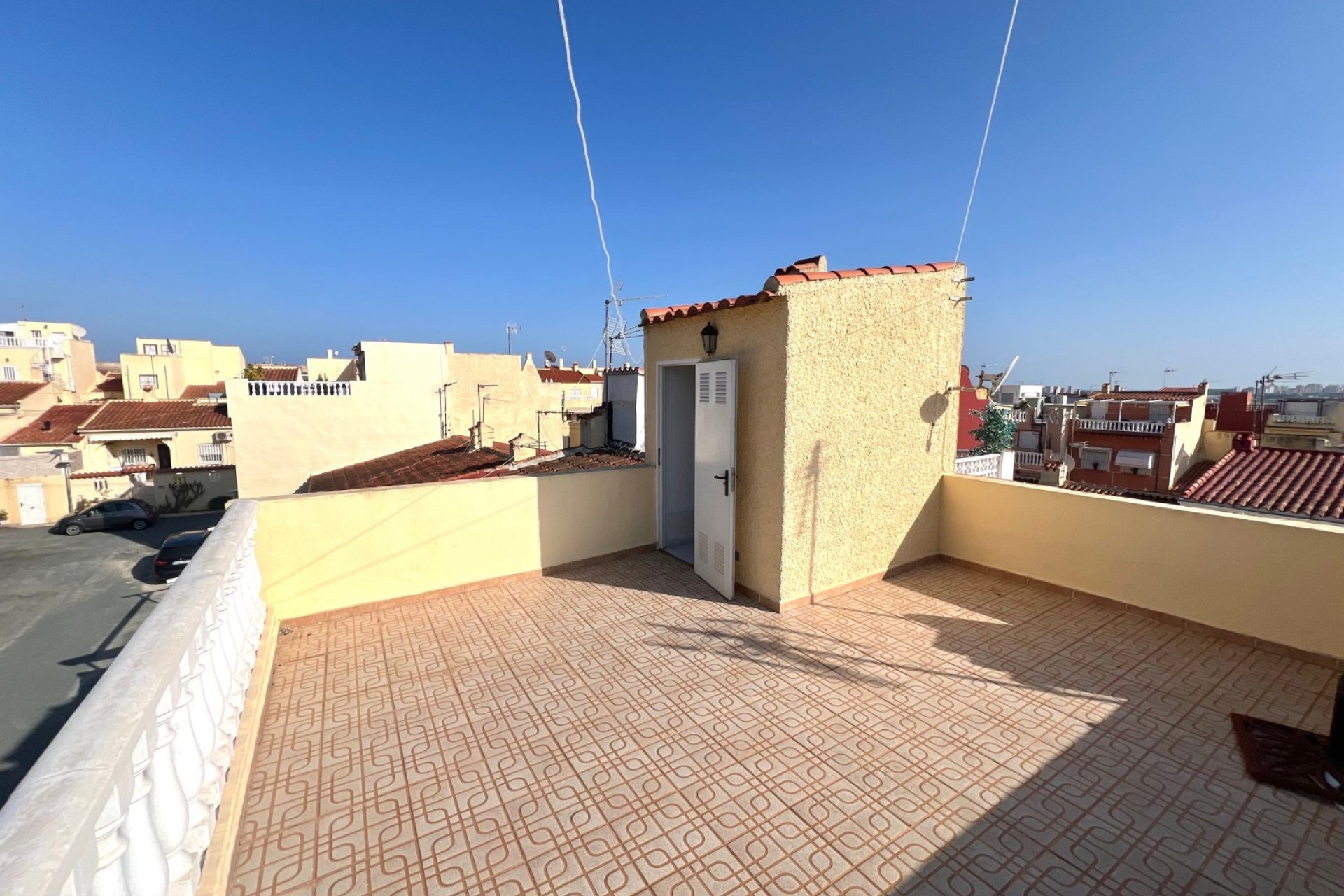 Resale - Terraced house - La Marina