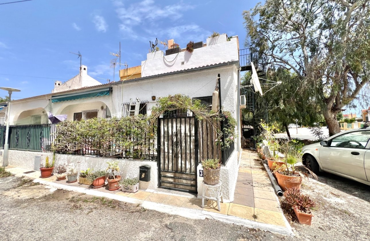 Resale - Terraced house - La Marina