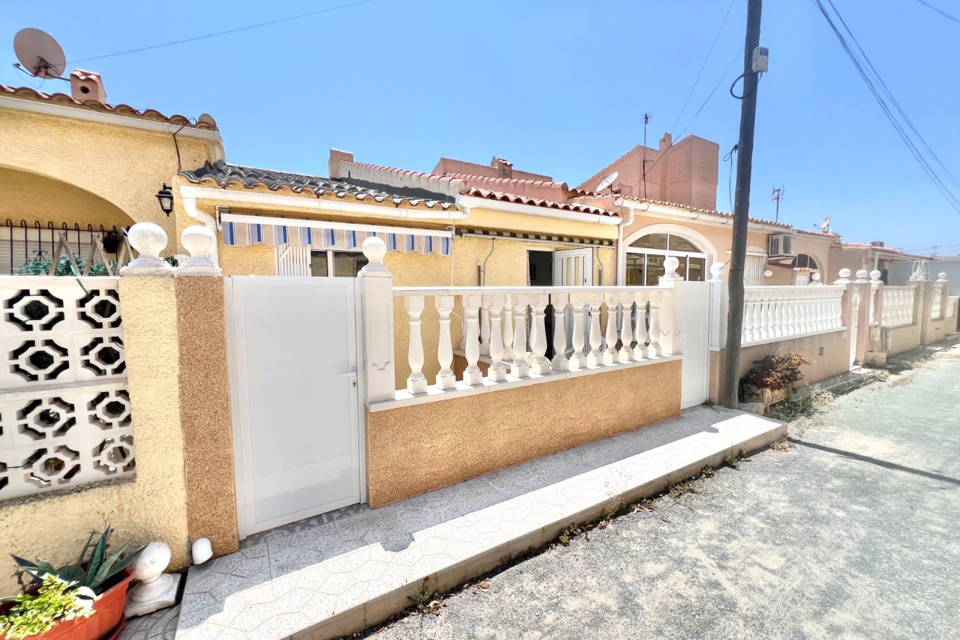 Resale - Terraced house - La Marina