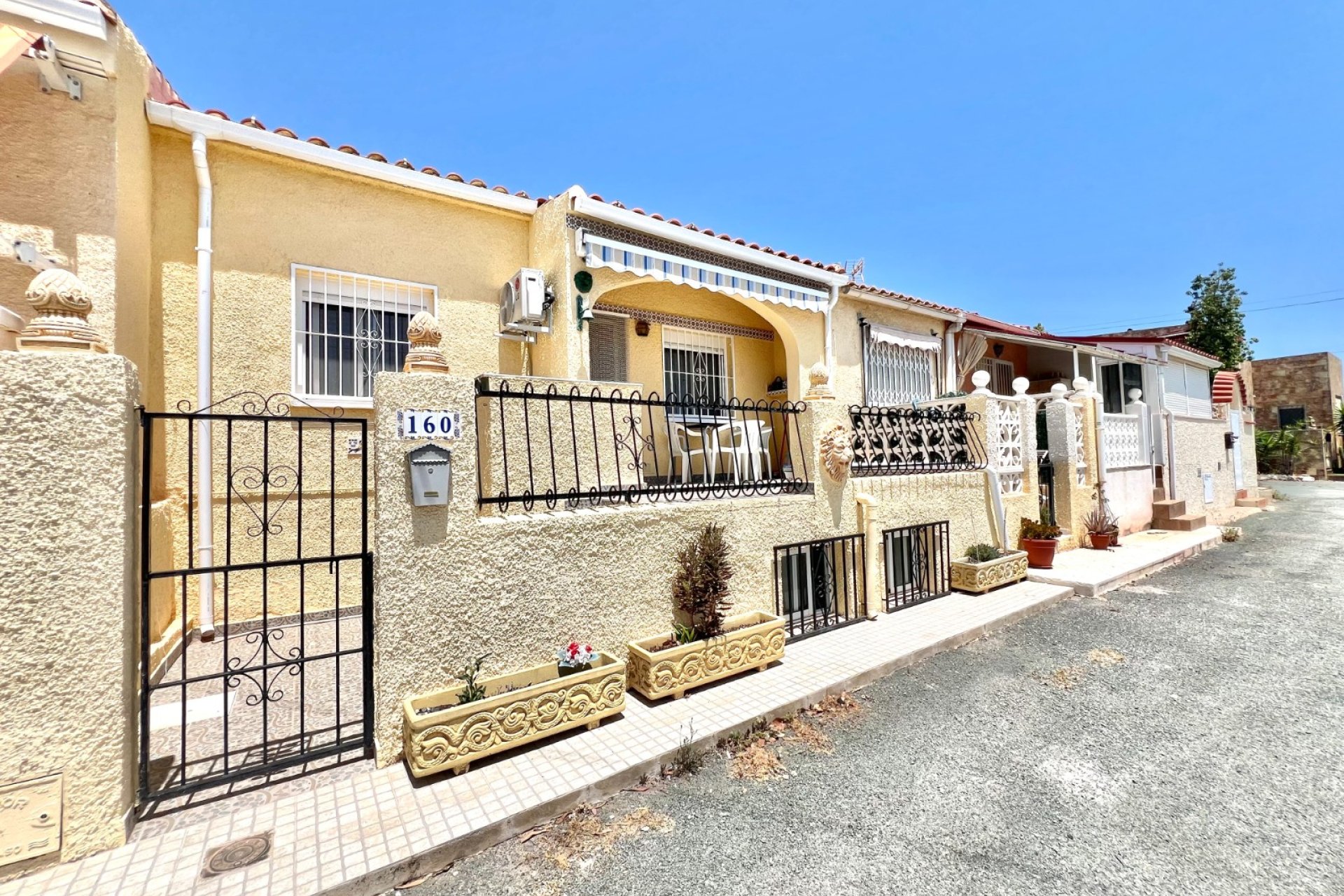 Resale - Terraced house - La Marina