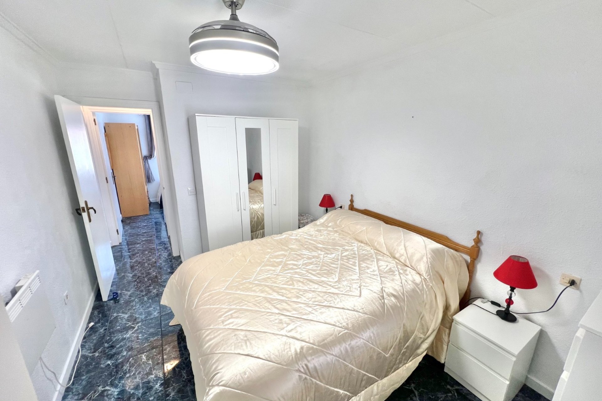Resale - Terraced house - La Marina