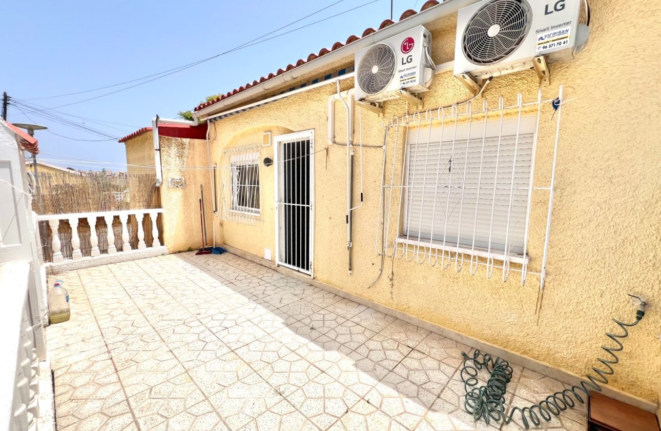 Resale - Terraced house - La Marina