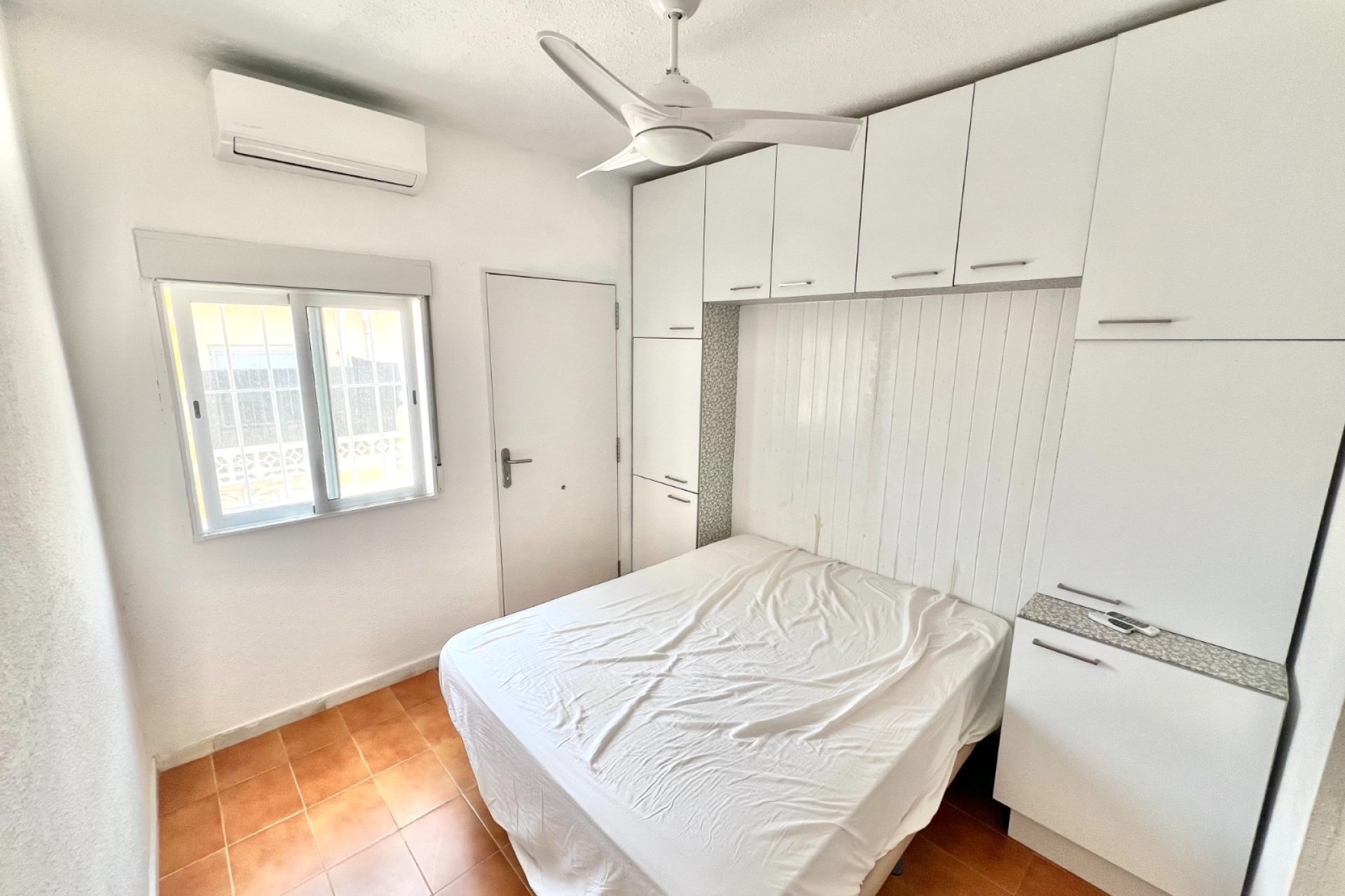 Resale - Terraced house - La Marina