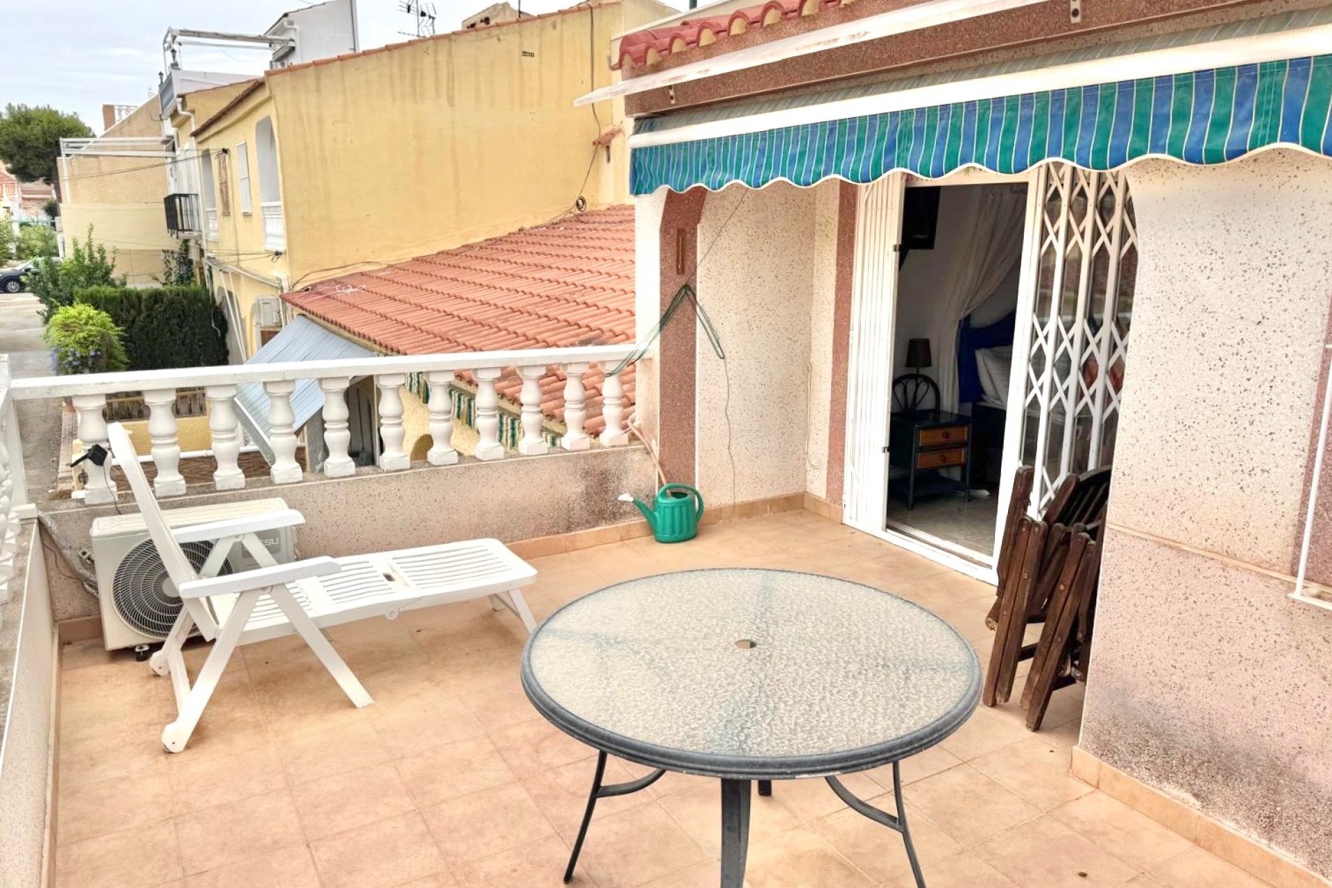 Resale - Terraced house - La Marina