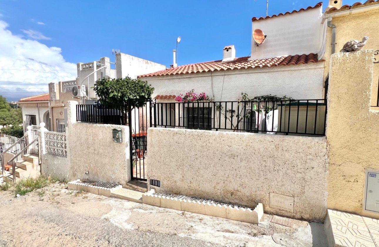 Resale - Terraced house - La Marina