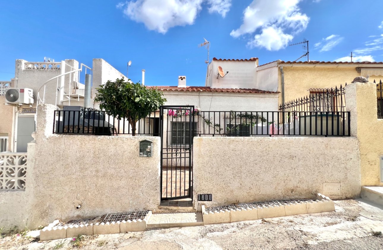 Resale - Terraced house - La Marina