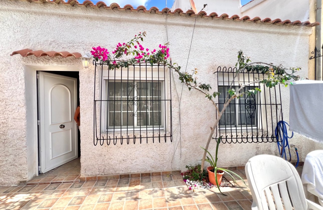 Resale - Terraced house - La Marina