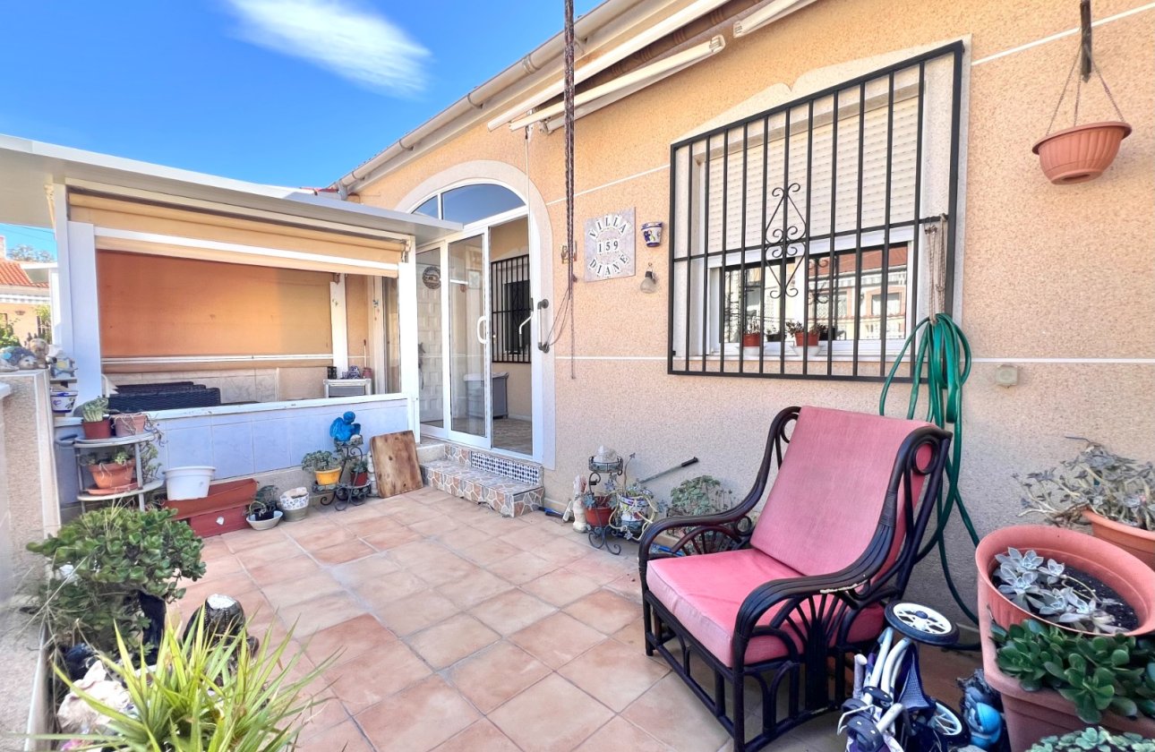 Resale - Terraced house - La Marina