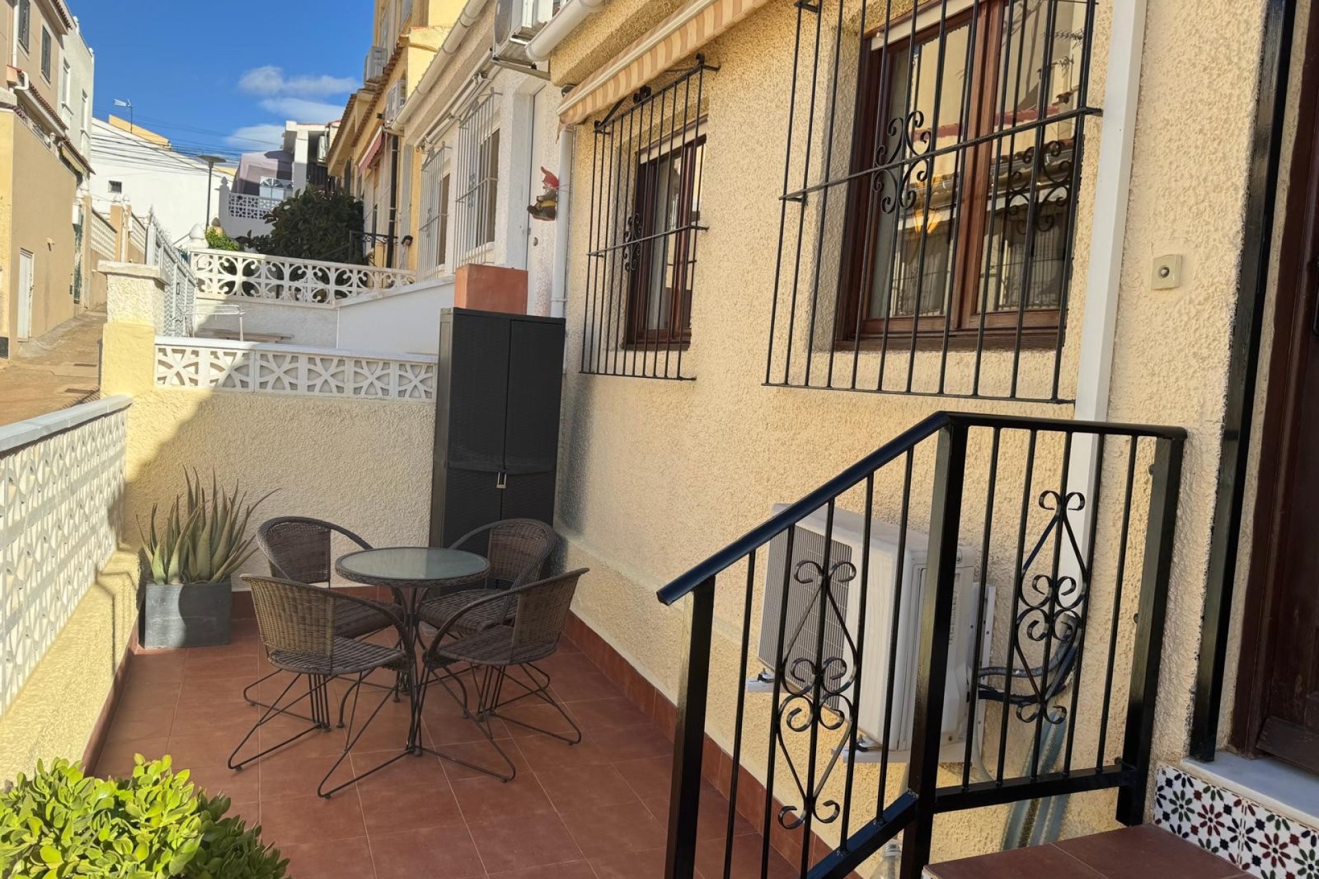Resale - Terraced house - La Marina