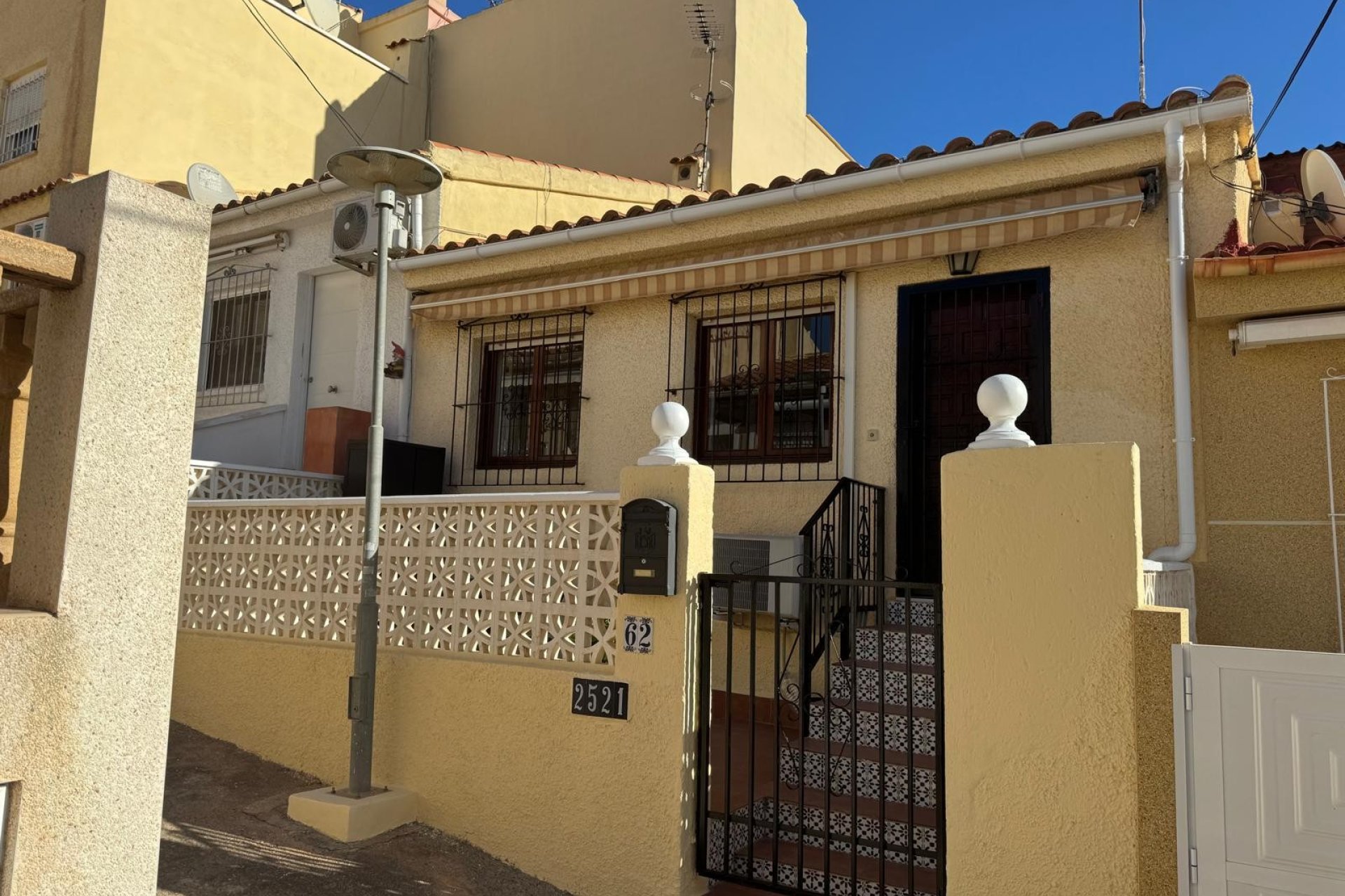 Resale - Terraced house - La Marina