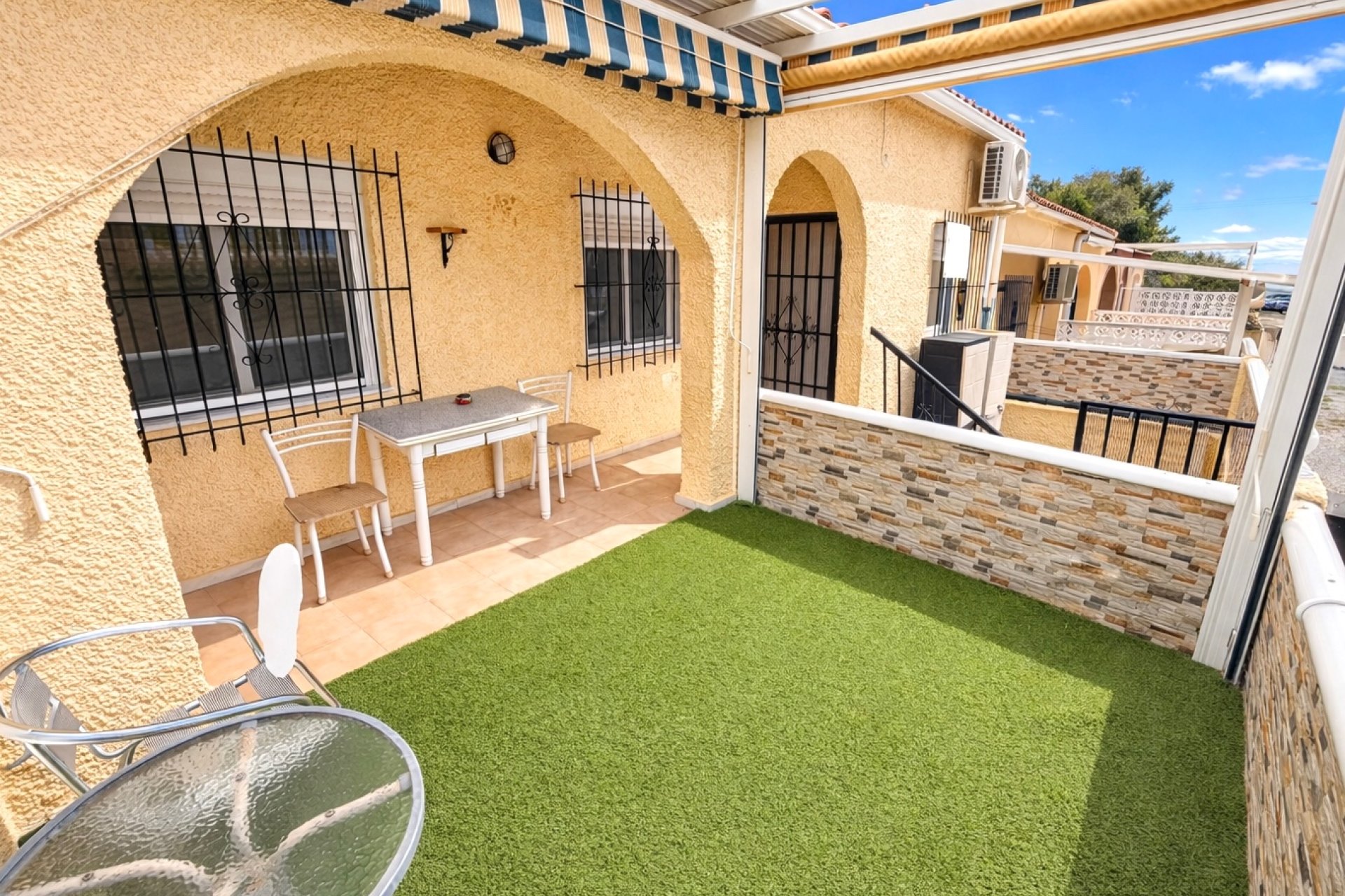 Resale - Terraced house - La Marina