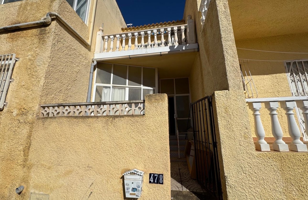 Resale - Terraced house - La Marina