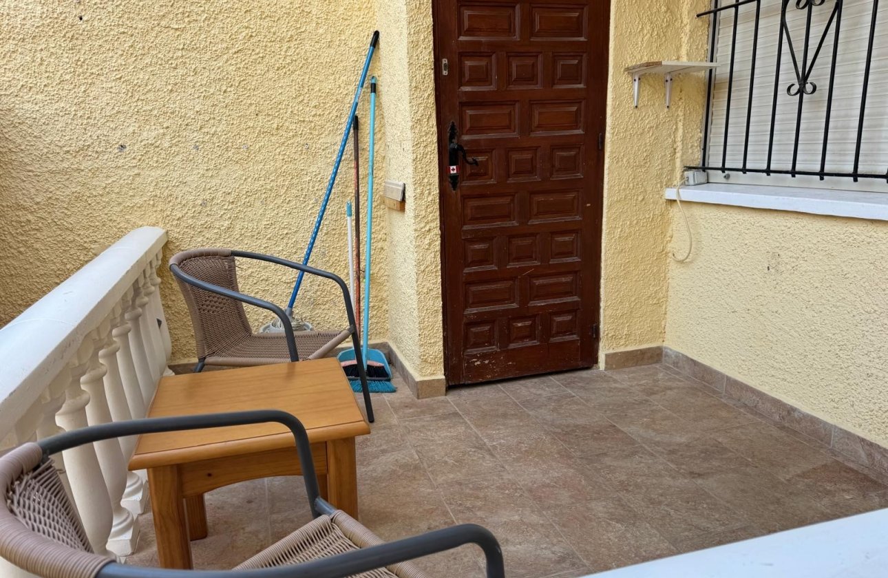 Resale - Terraced house - La Marina