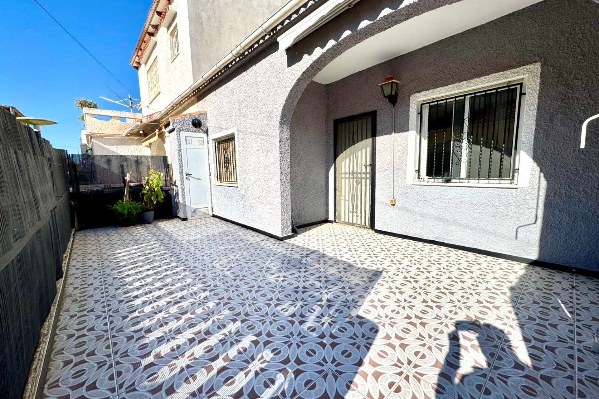 Resale - Terraced house - La Marina