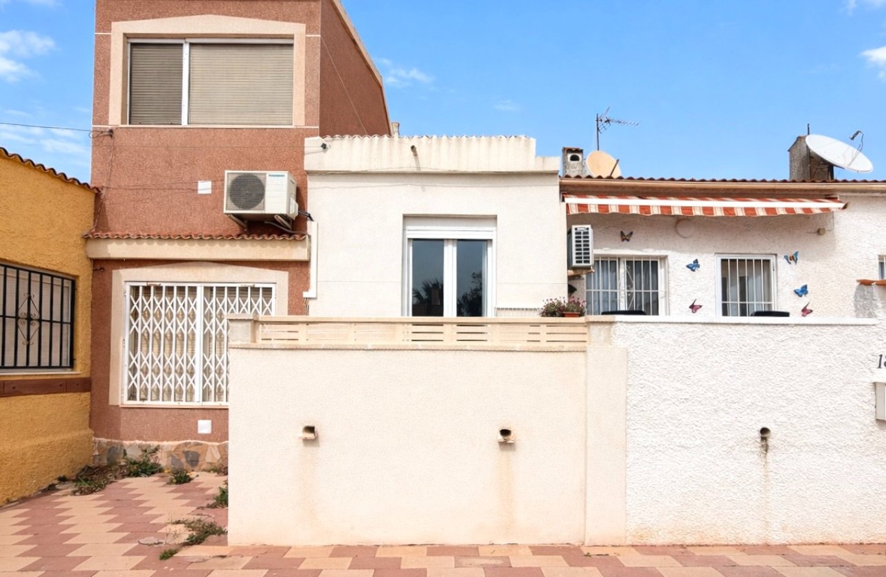 Resale - Terraced house - La Marina
