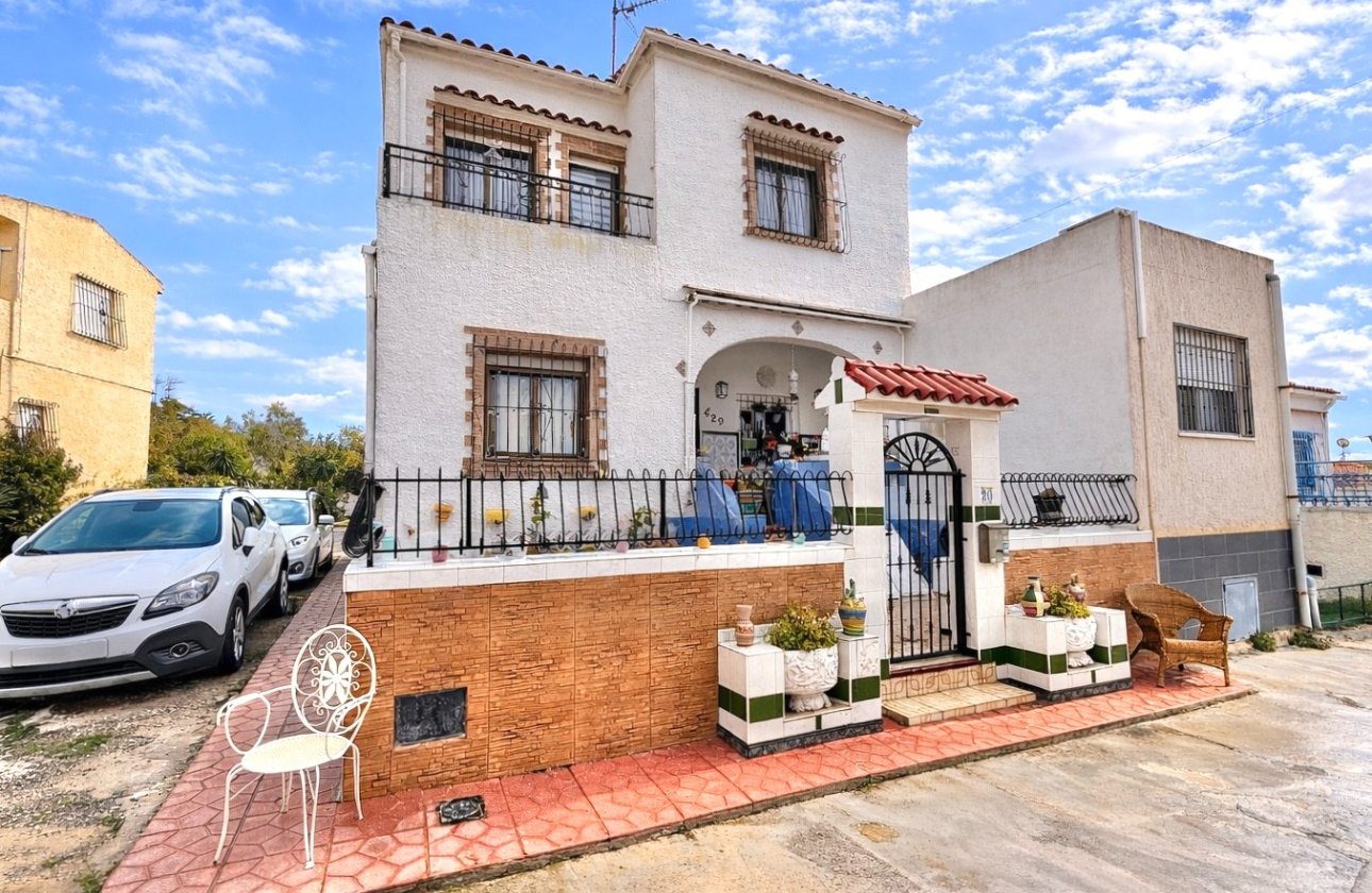 Resale - Terraced house - La Marina