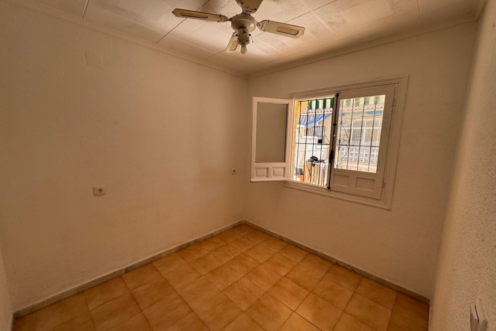 Resale - Terraced house - La Marina