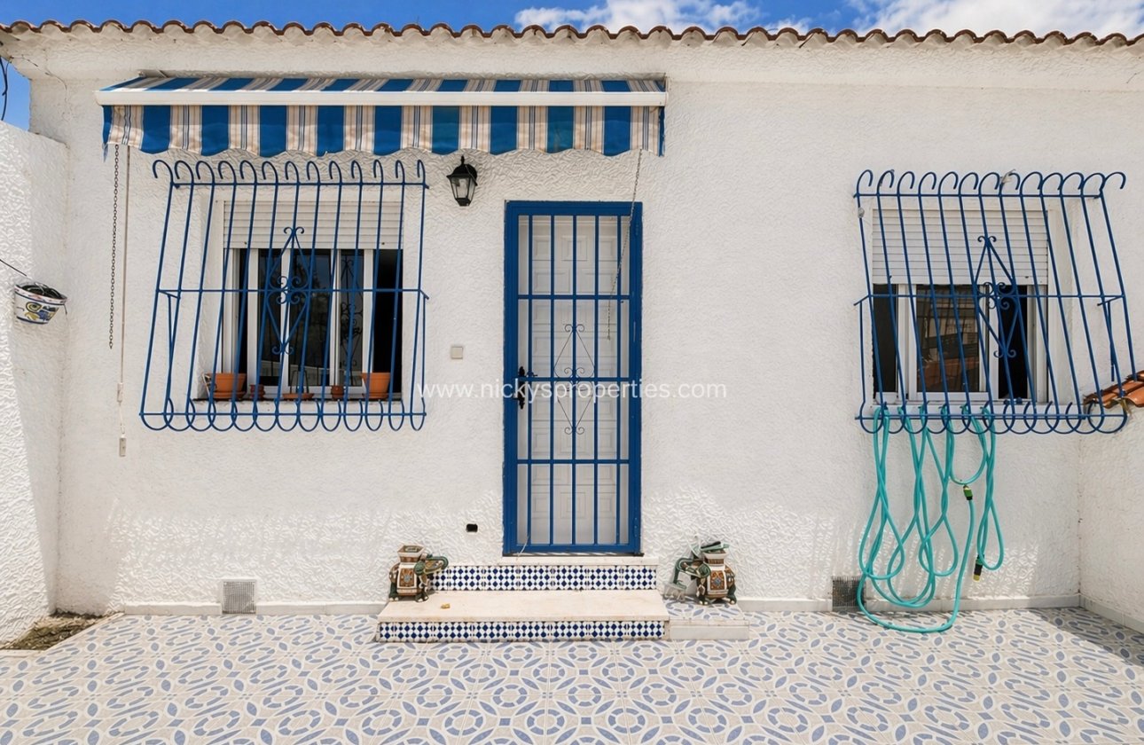 Resale - Terraced house - La Marina