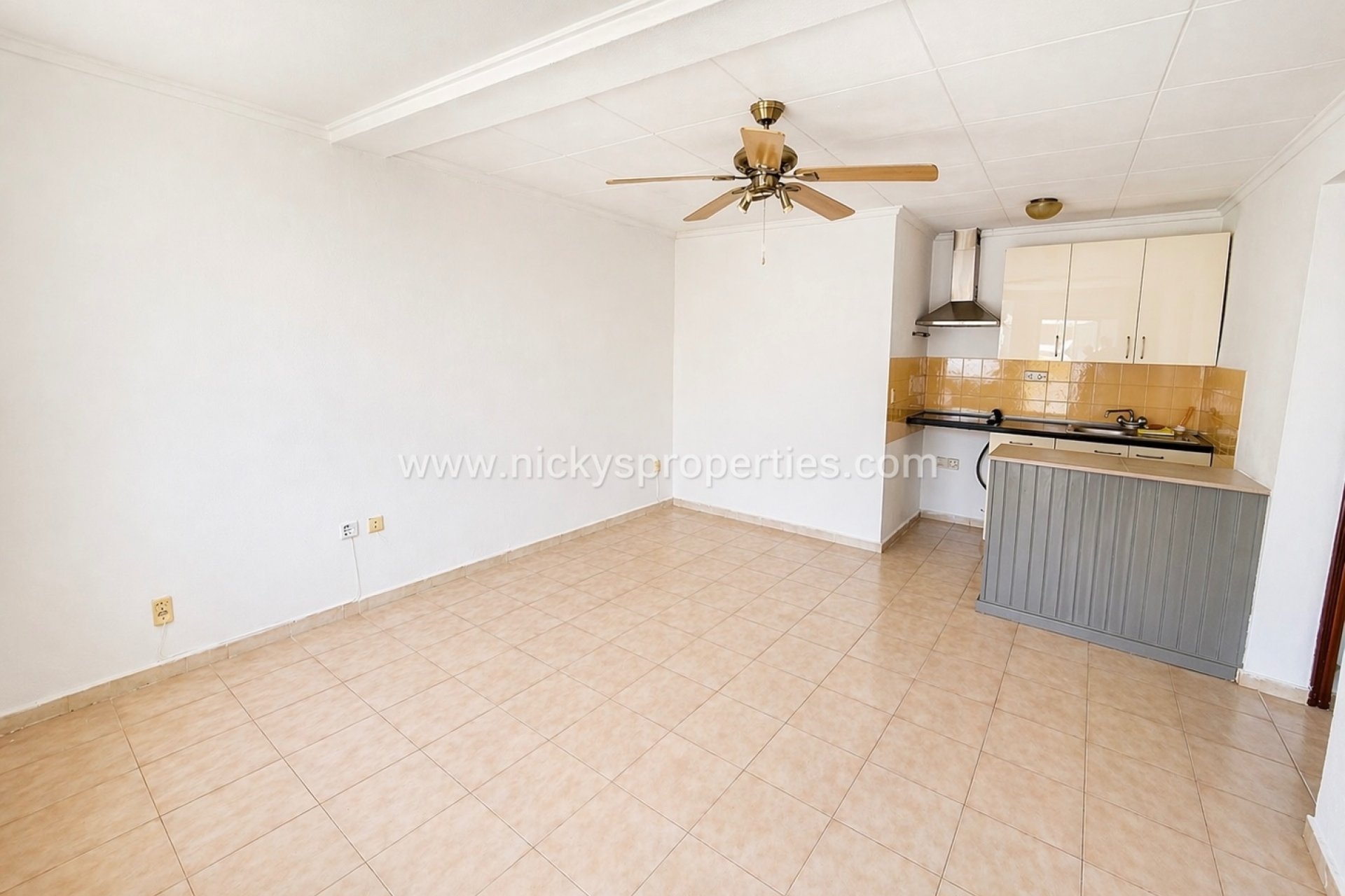 Resale - Terraced house - La Marina