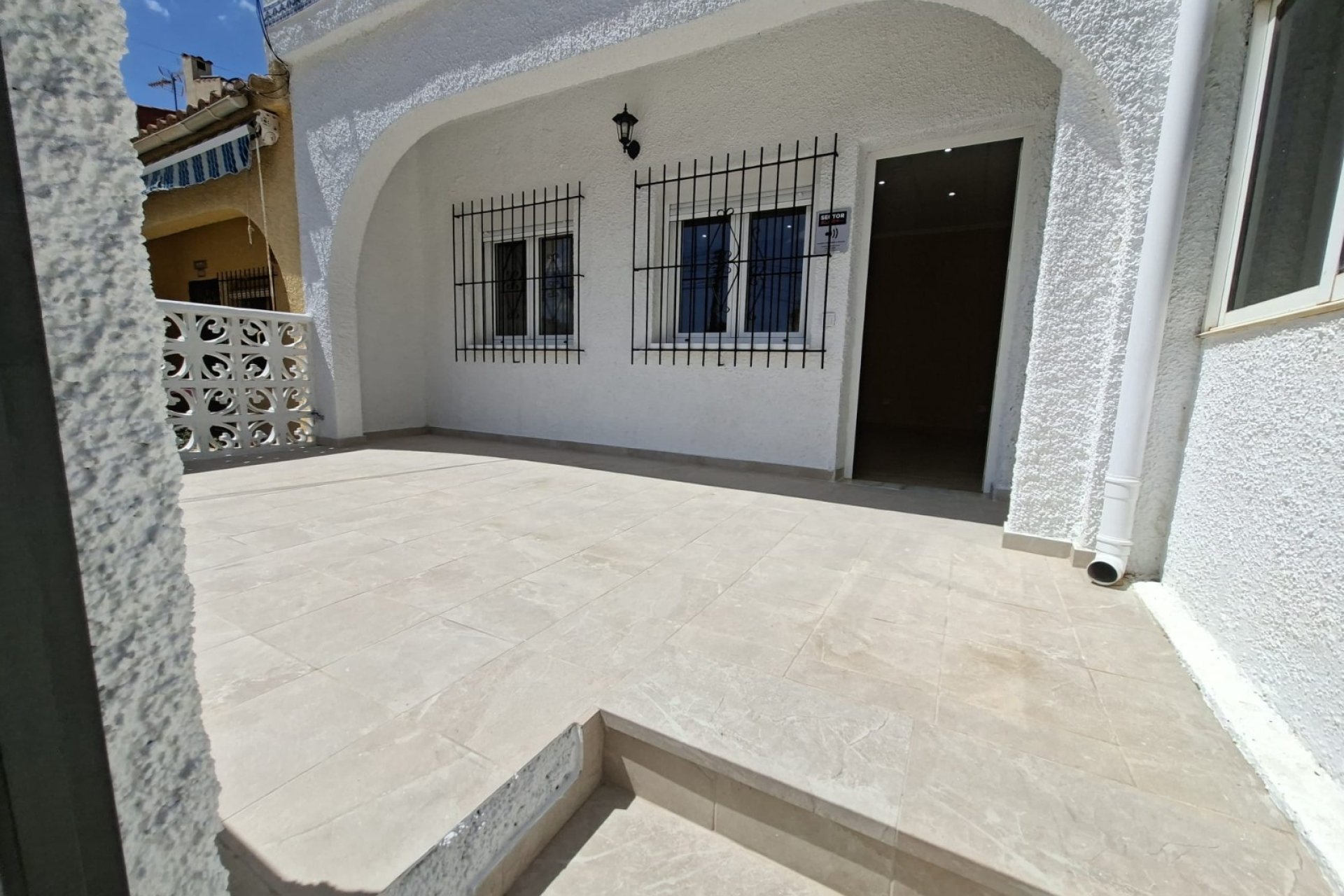 Resale - Terraced house - La Marina
