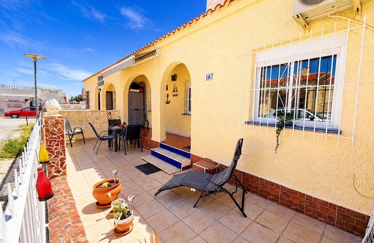 Resale - Terraced house - La Marina