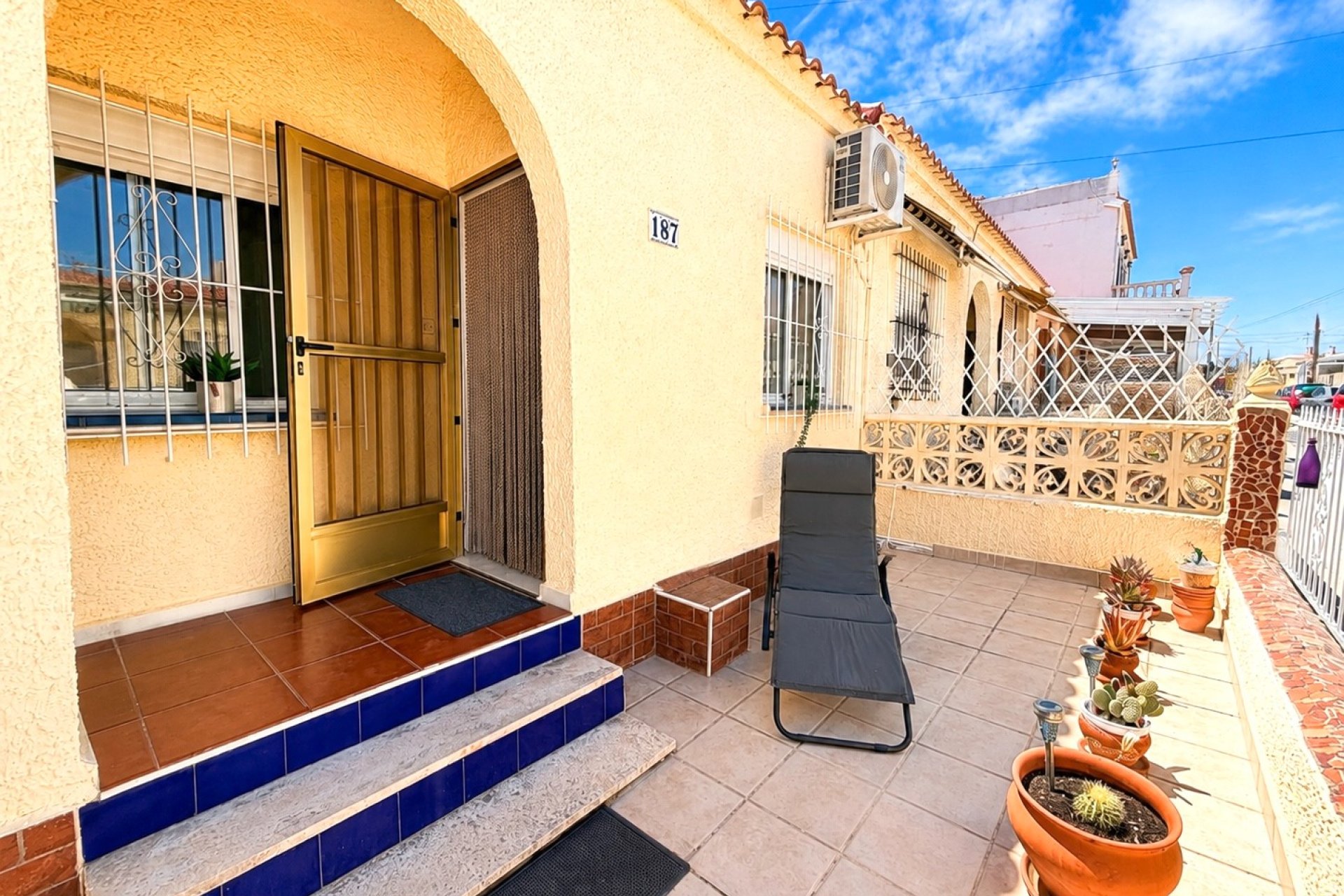 Resale - Terraced house - La Marina