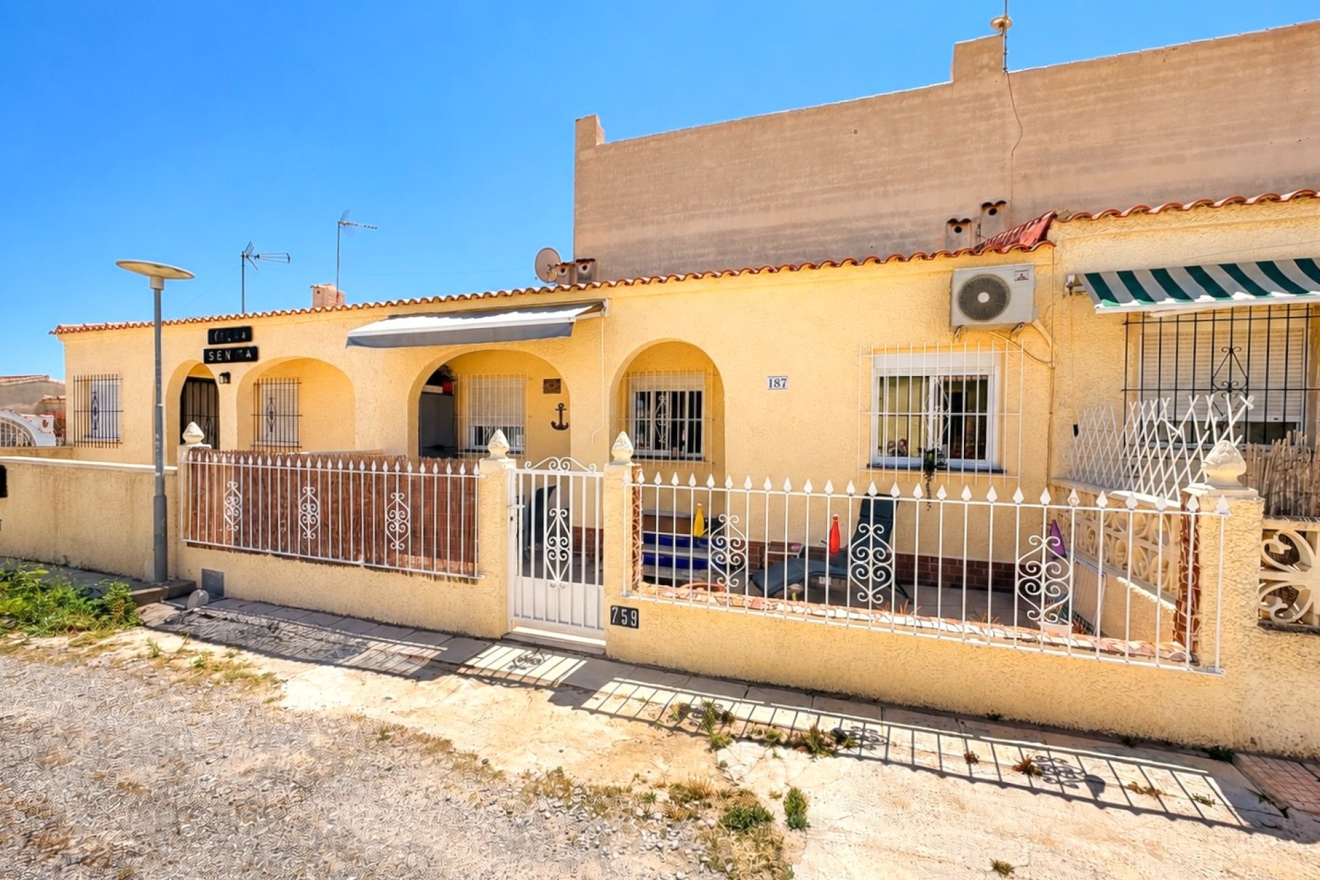 Resale - Terraced house - La Marina