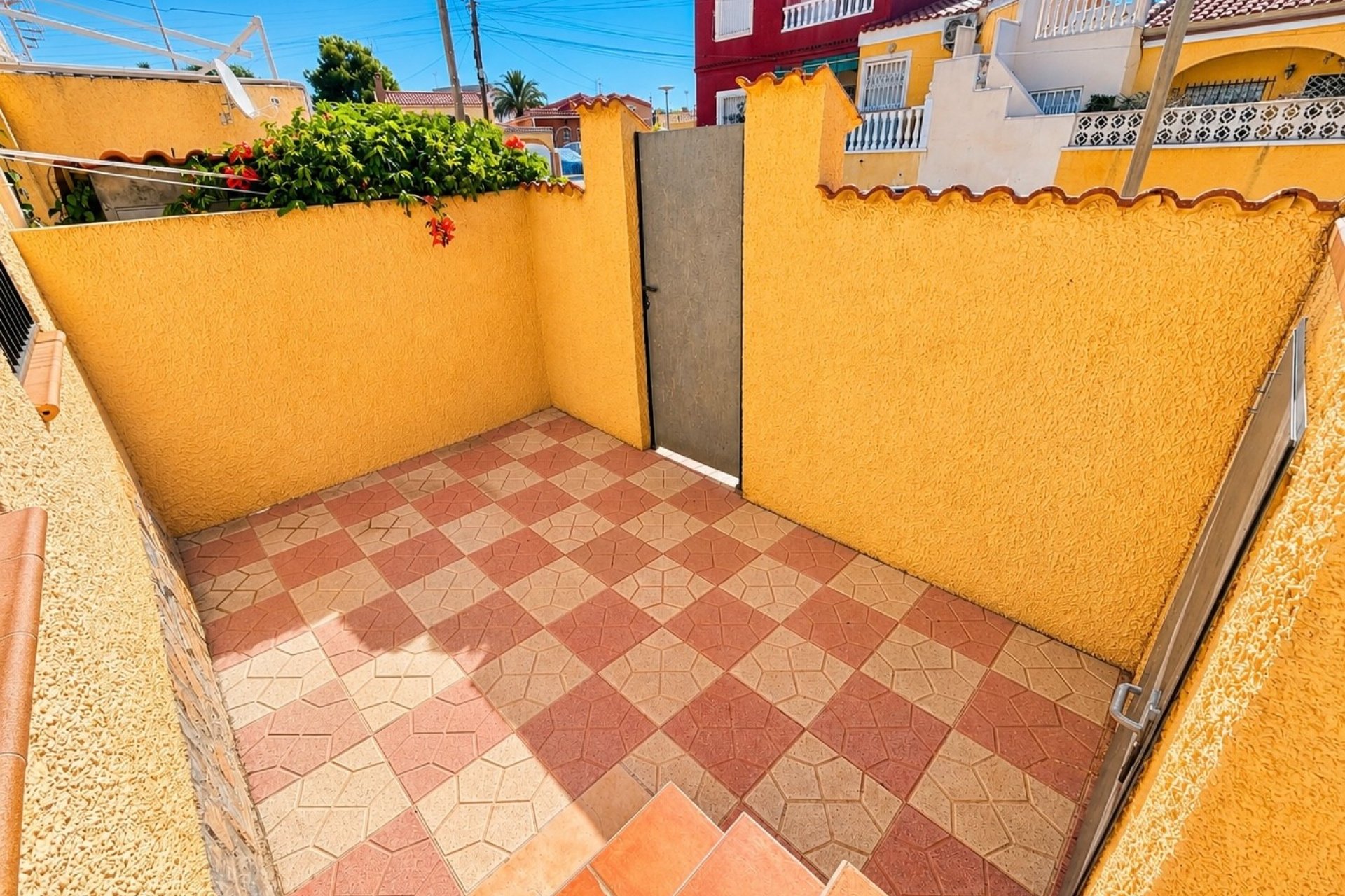 Resale - Terraced house - La Marina