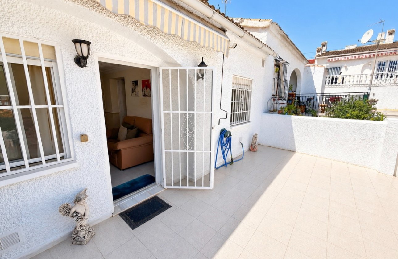 Resale - Terraced house - La Marina