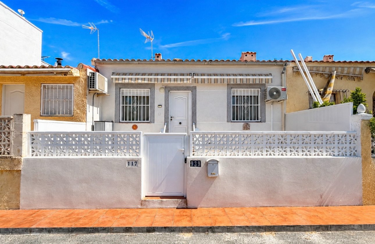 Resale - Terraced house - La Marina
