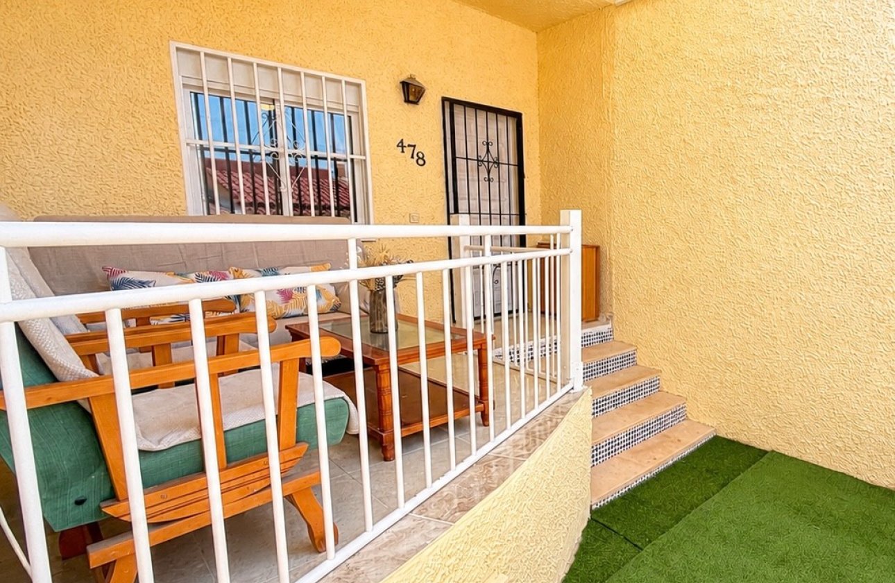 Resale - Terraced house - La Marina