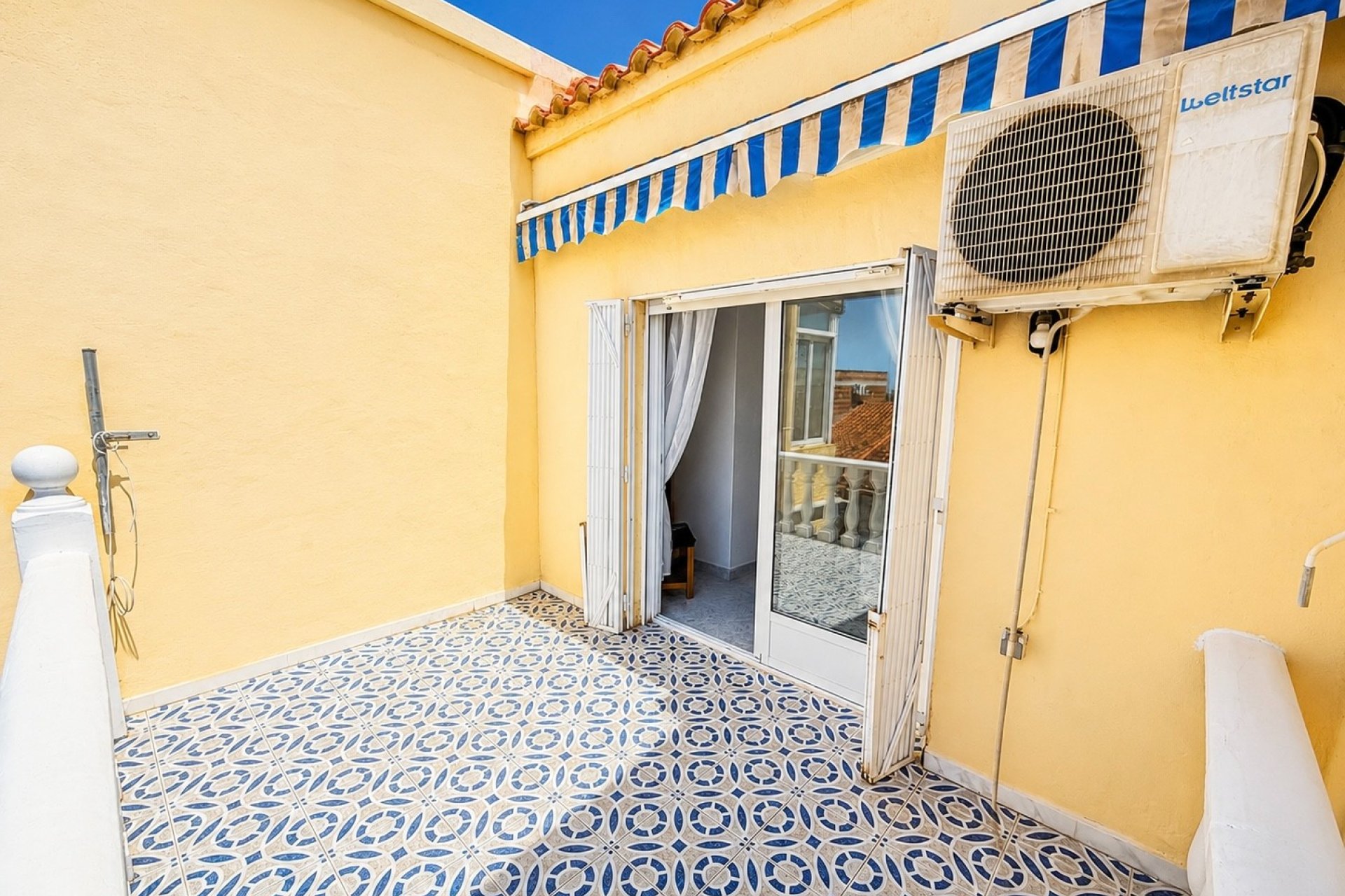 Resale - Terraced house - La Marina